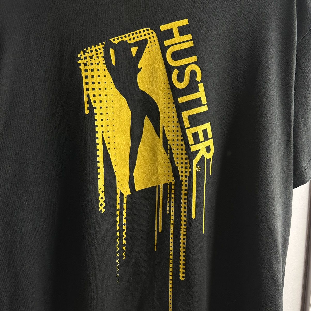 Playboy Hustler 18+ Porn T-shirt Exclusive Tee Vintage Rare Size US L / EU 52-54 / 3 - 3 Thumbnail