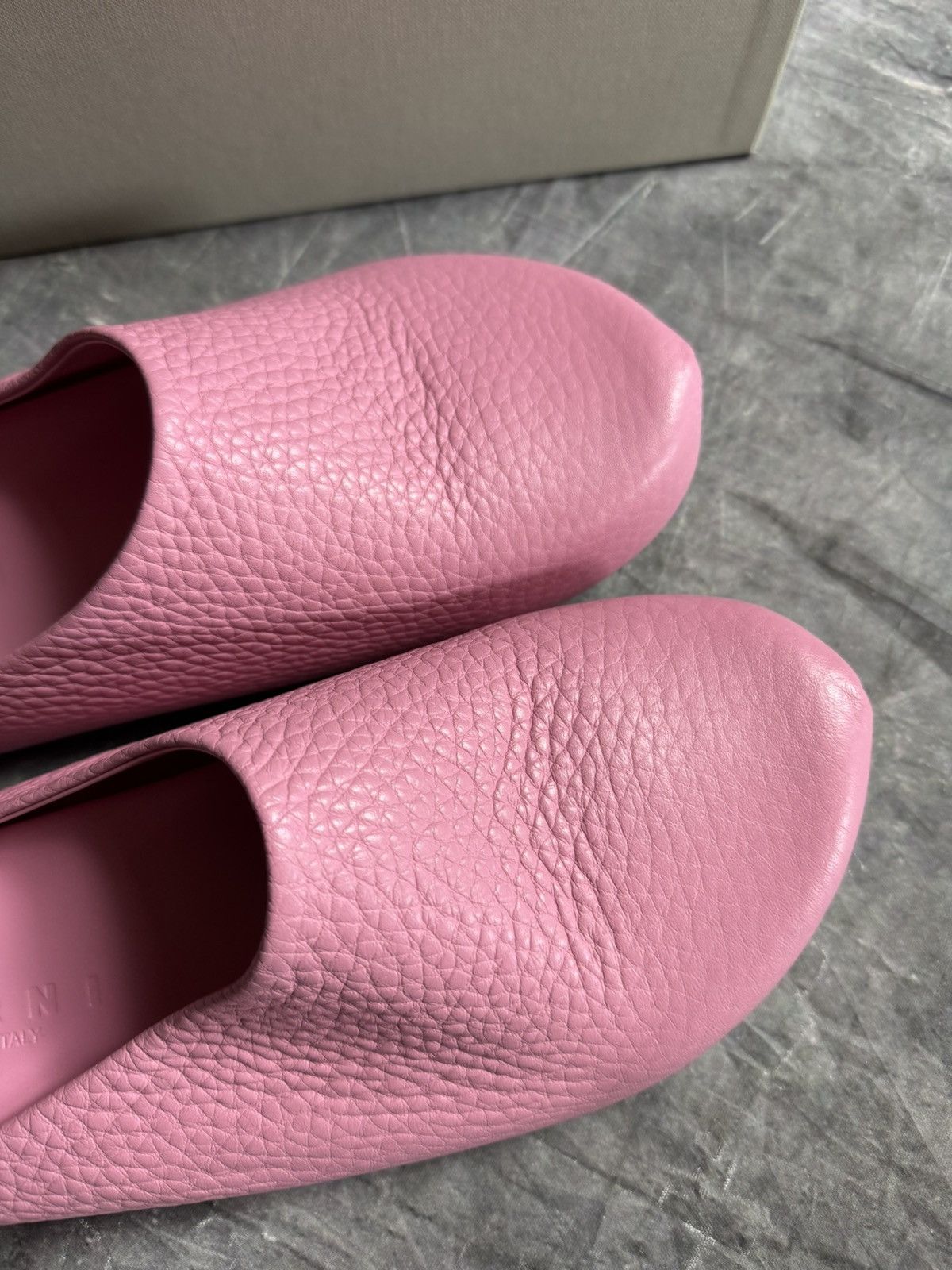 Marni Marni Leather Sabots in Pink Size 42 Size US 9 / EU 42 - 5 Thumbnail