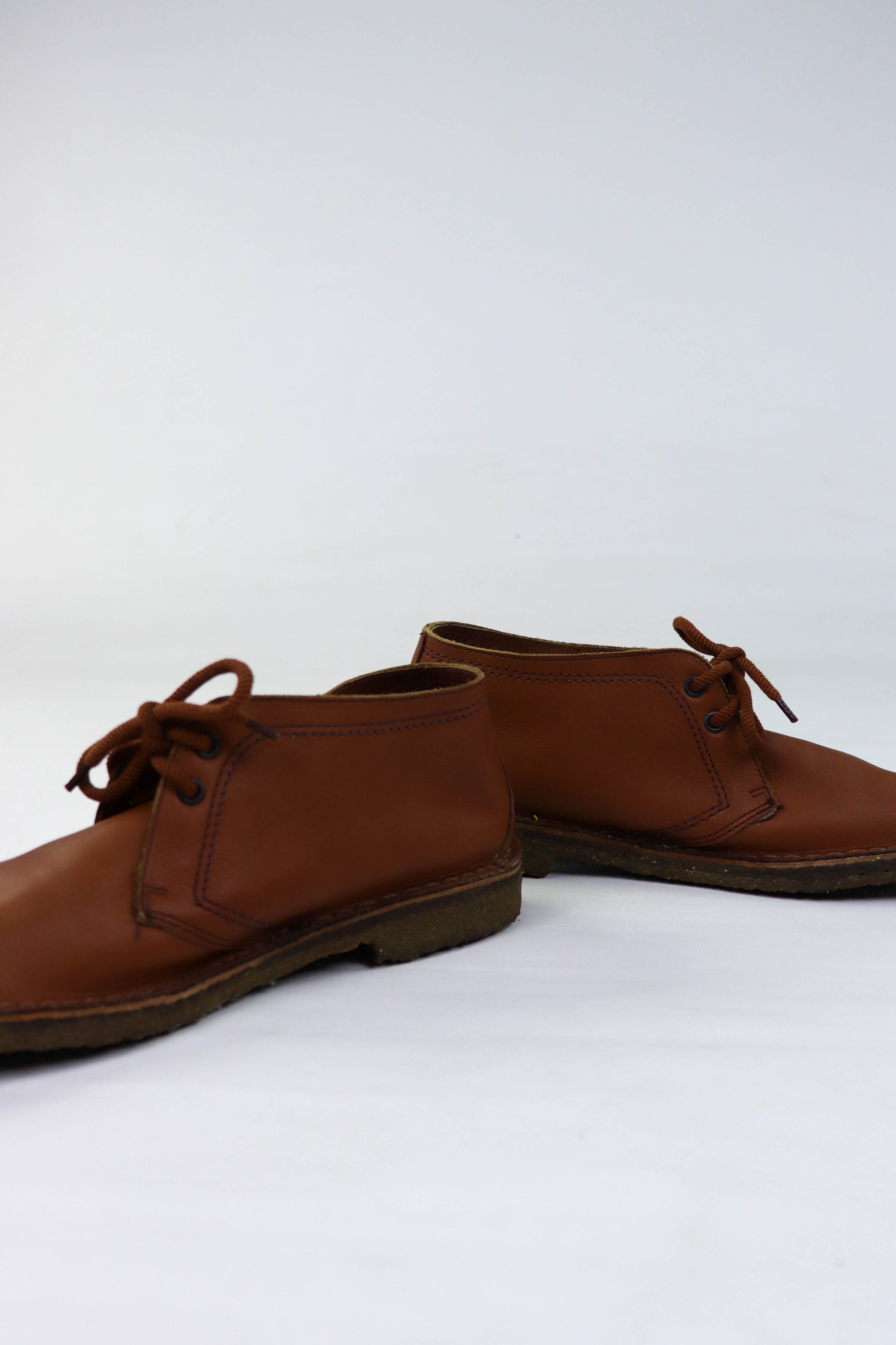 Clarks Clarks Made in England Tan Leather Low Desert Boots Size US 9.5 / EU 42-43 - 11 Thumbnail