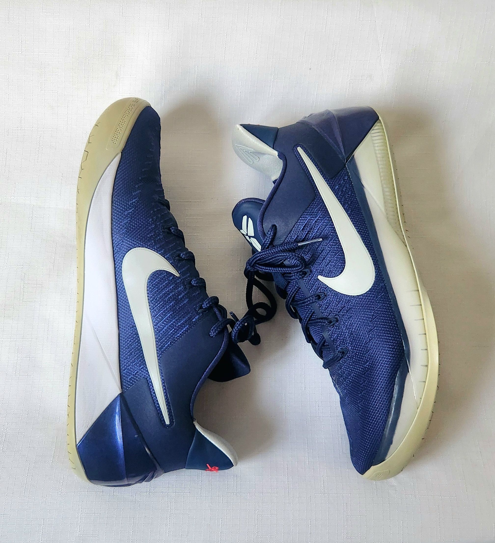 Nike NIKE KOBE AD 852425-406 MIDNIGHT NAVY SIZE 12 Size US 12 / EU 45 - 4 Thumbnail