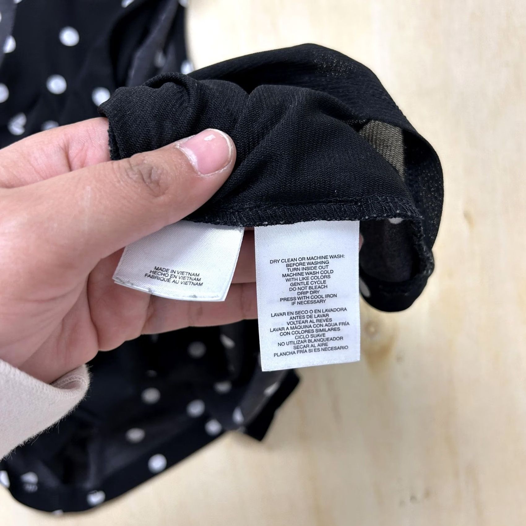 Kasper VINTAGE Kasper Blouse Womens Large Black Polka Dot Bow Neck Sleeveless Work Top Size L / US 10 / IT 46 - 6 Thumbnail