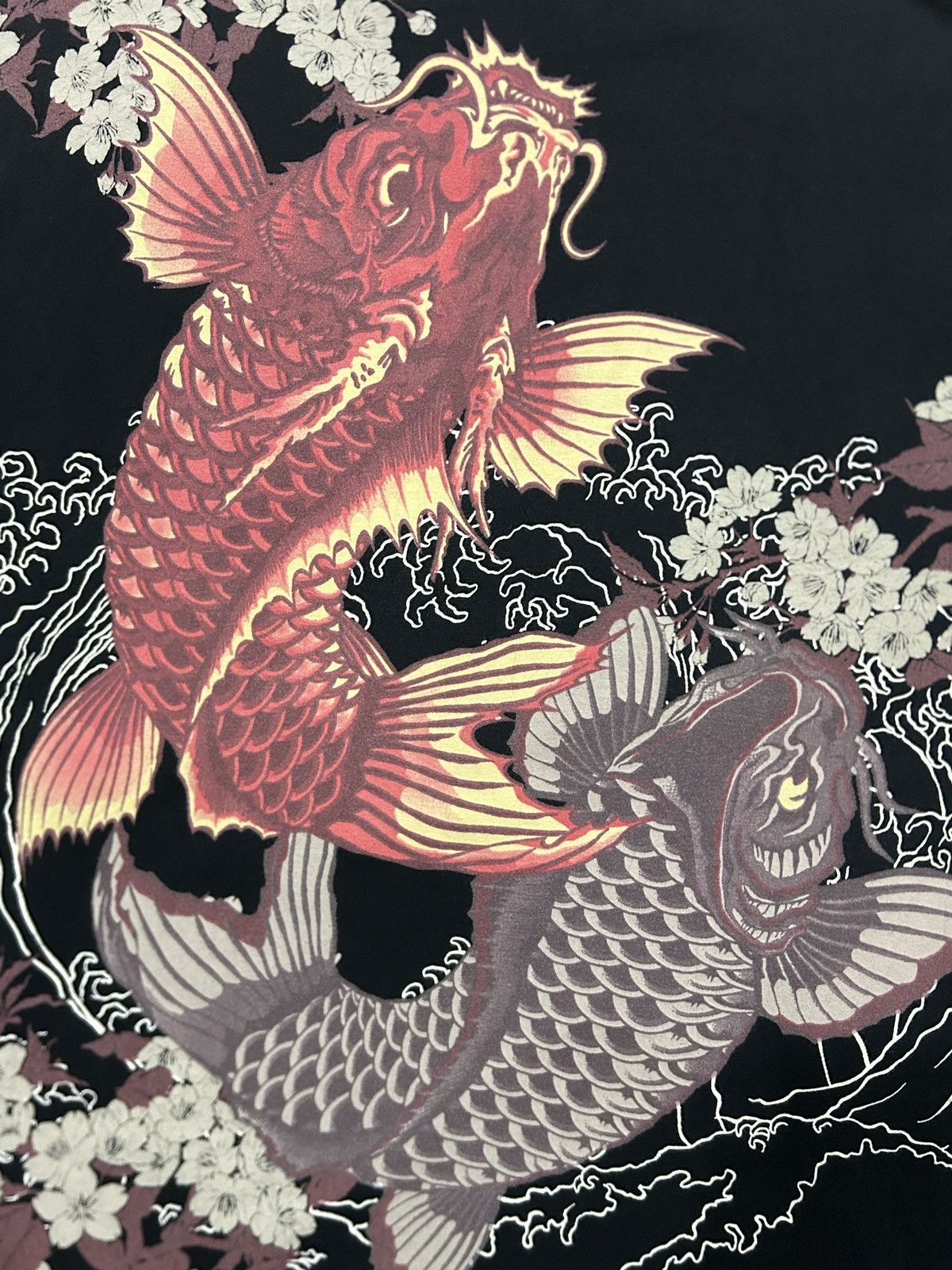Japanese Brand Oboro Karakuri Japan ‘Koi’ All Over Print Tee Size US XL / EU 56 / 4 - 2 Thumbnail