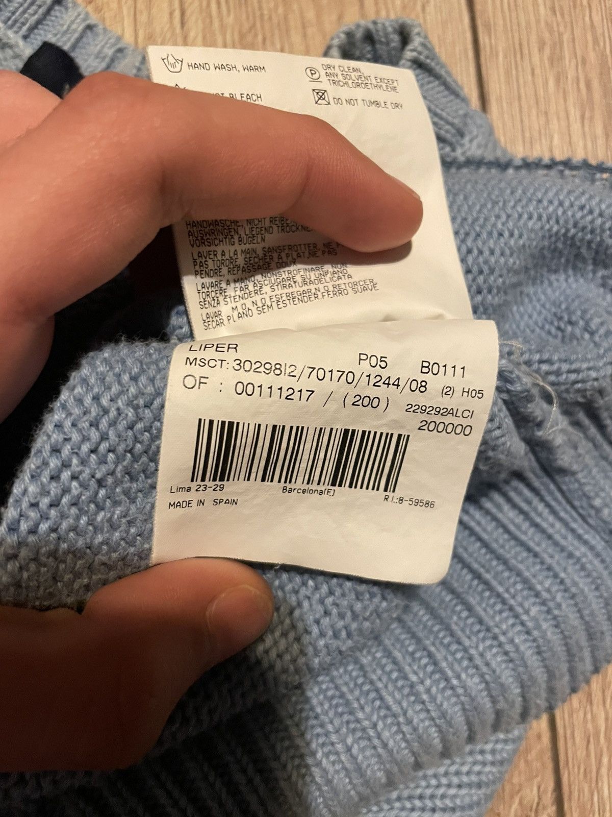 Burberry Burberry Knit Size US L / EU 52-54 / 3 - 8 Thumbnail