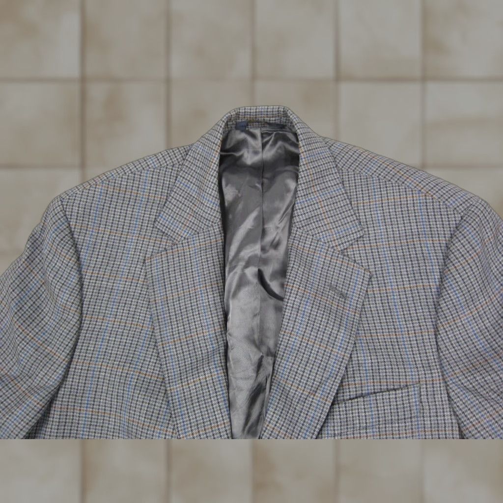 Brooks Brothers Brooks Brothers Jacket Blazer Mens 42S Gray Wool Tweed Notch Long 2-Button 100% Wool 80s 90s City Classic Suit Coat Bag/Dress code? Size 42R - 1 Thumbnail