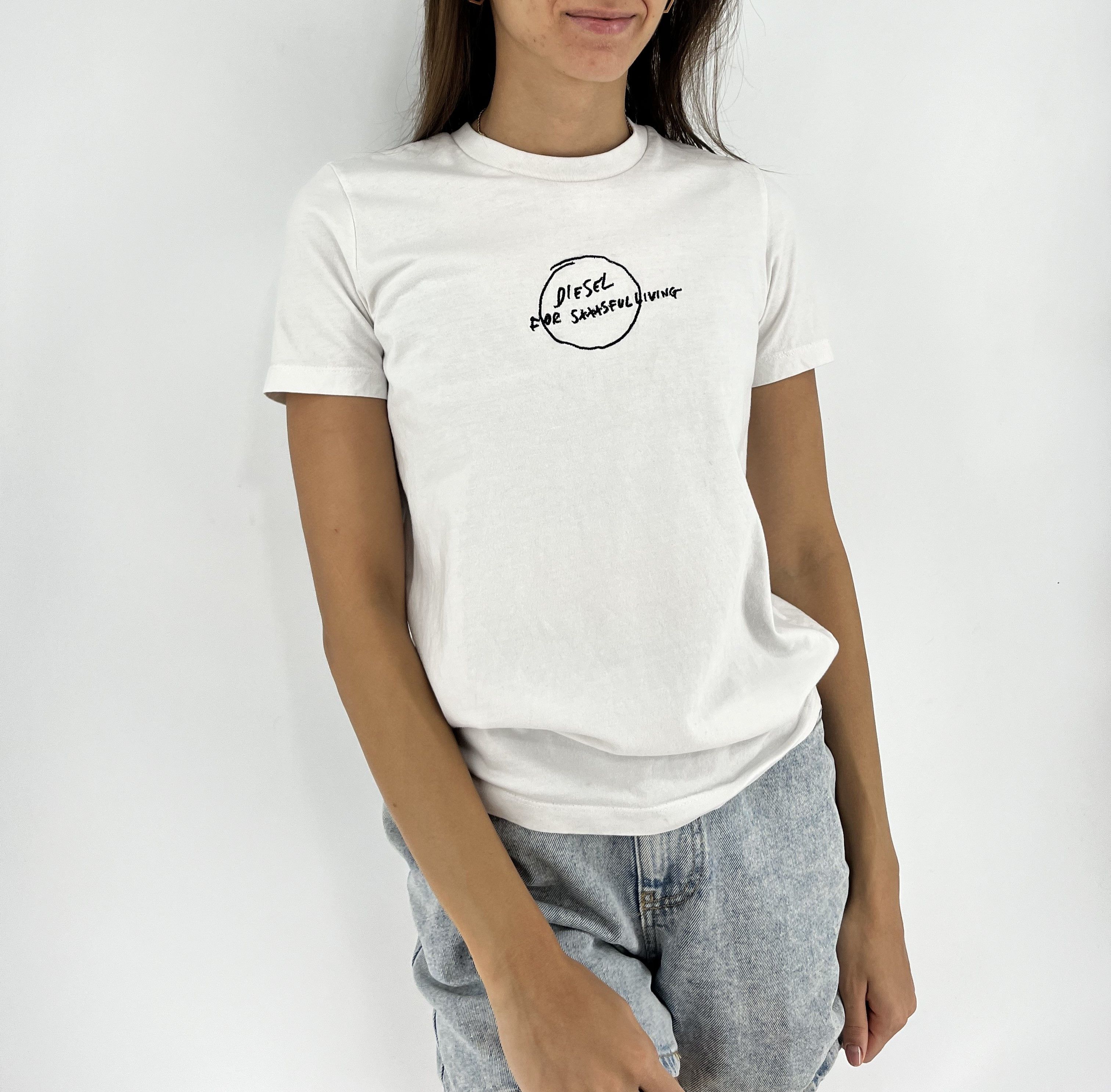 Other Vintage Diesel Japanese Y2K Style Tee Casual Streetwear 90s Size S / US 4 / IT 40 - 3 Thumbnail