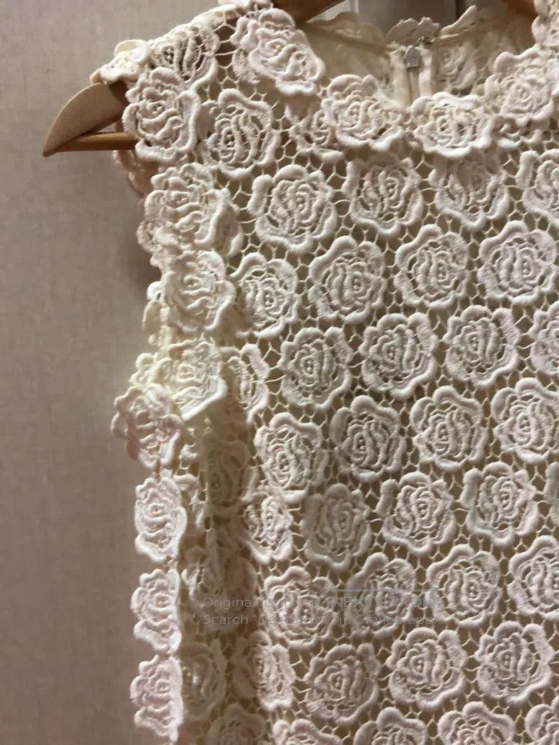 Valentino Valentino Lace dress Size S / US 4 / IT 40 - 3 Thumbnail