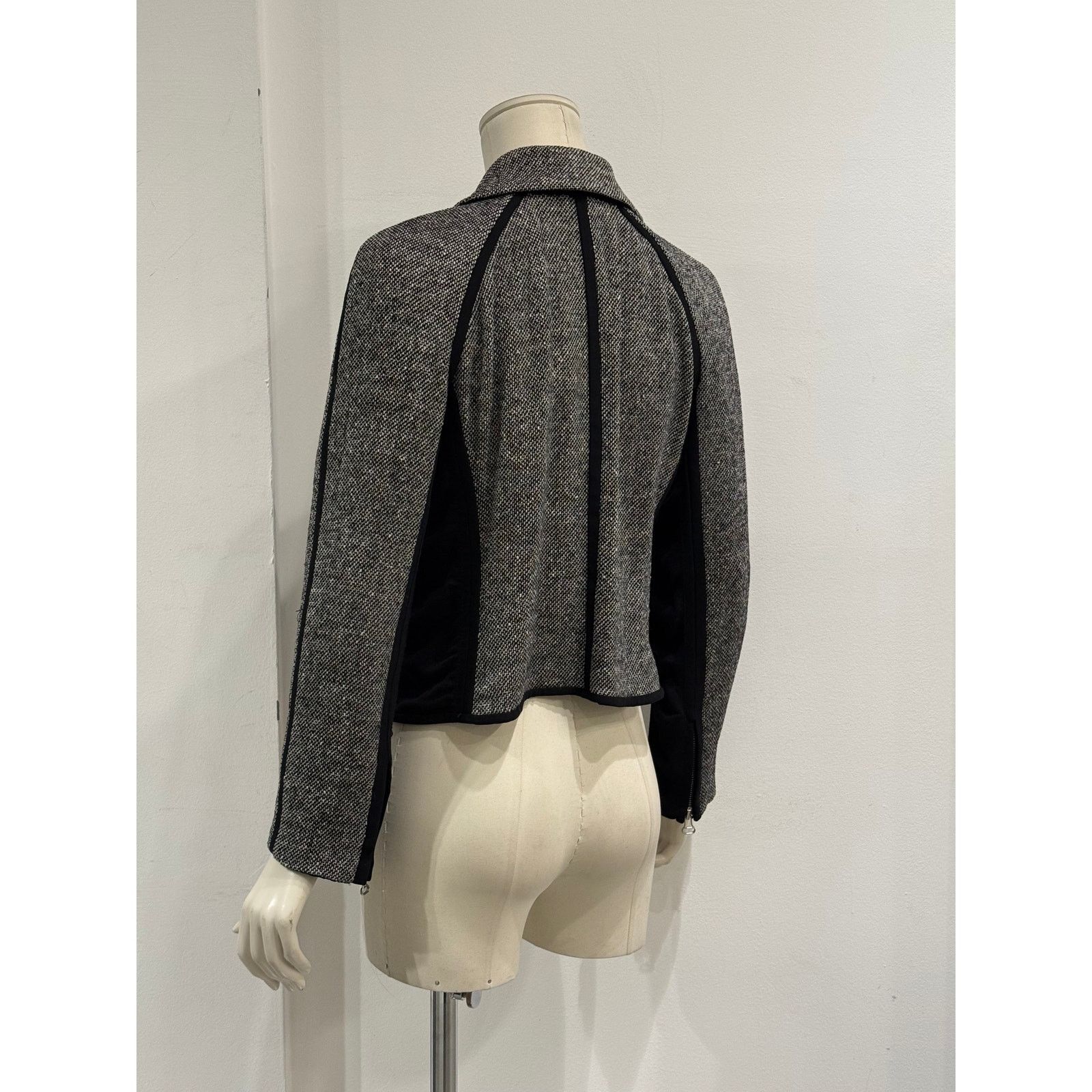 Gianfranco Ferre 2000s Gianfranco Ferré paneled tweed jacket Size M / US 6-8 / IT 42-44 - 6 Thumbnail