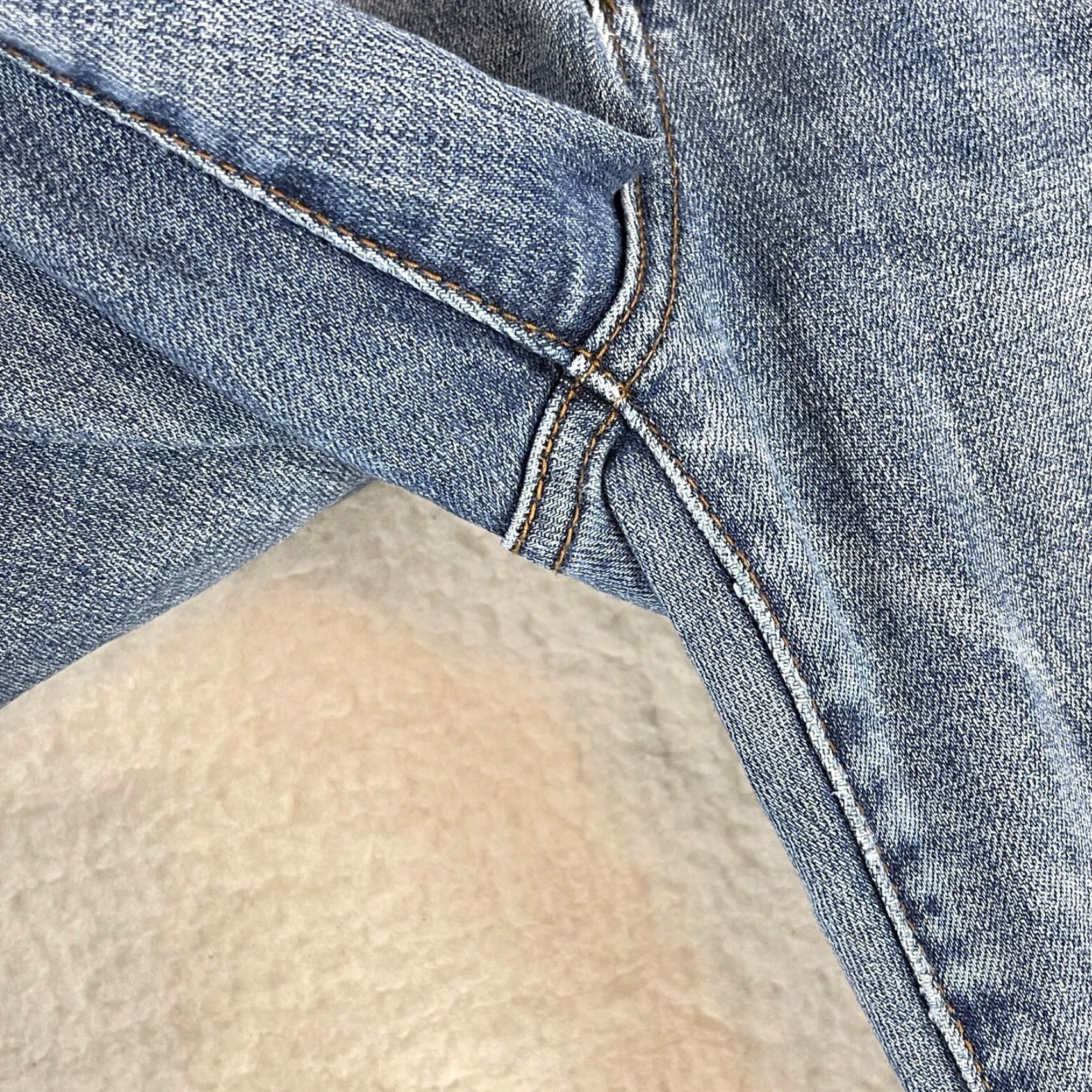 Vintage Kut from the Kloth Boyfriend Mid-Rise Jeans Womens Size 8P Blue Roll Cuff Crop Jeans Size 30" / US 8 / IT 44 - 6 Thumbnail