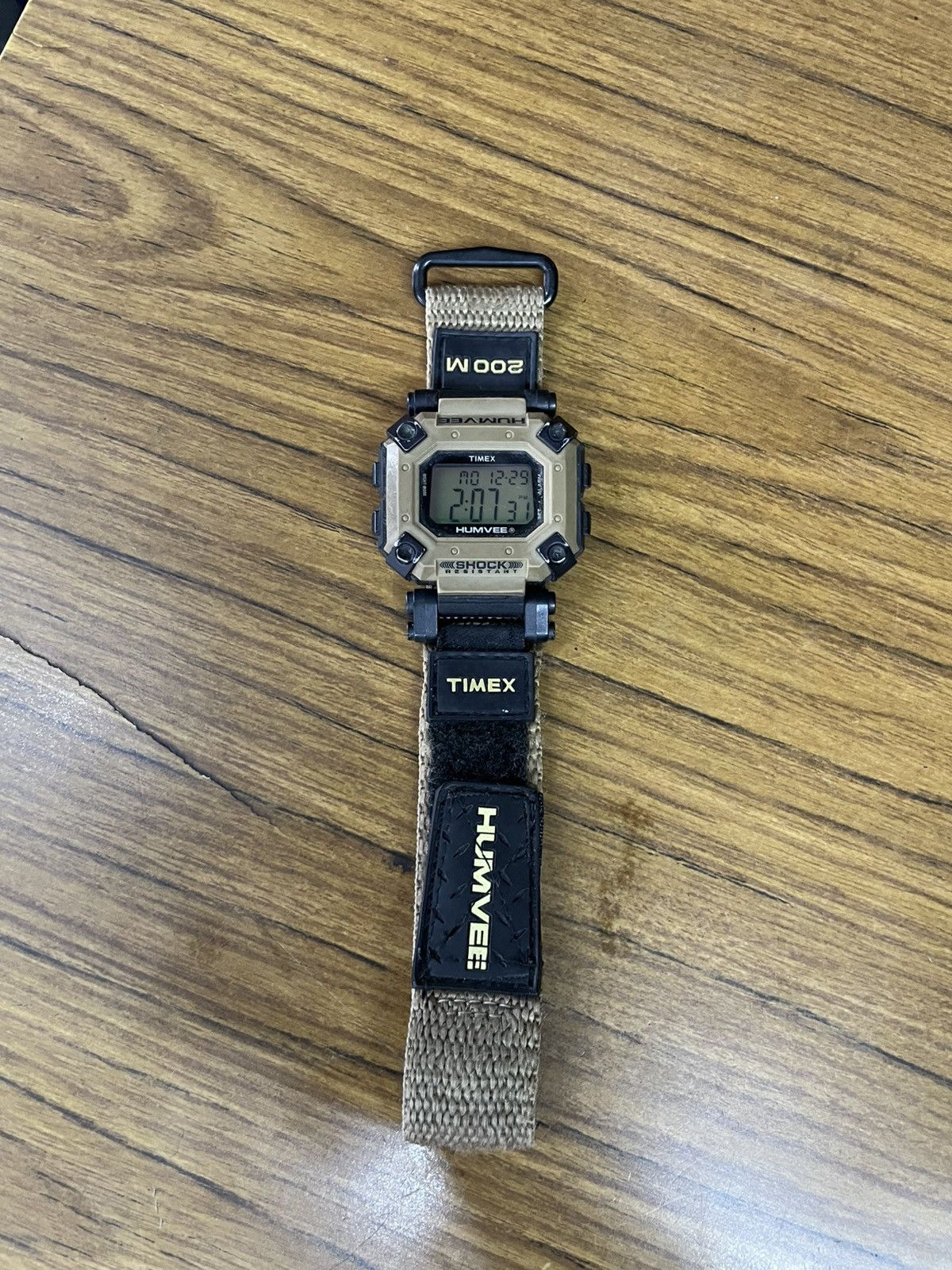 Timex TIMEX HUMVEE 1998 Khakis 200M VINTAGE MILITARY WATCHES Size ONE SIZE - 2 Thumbnail