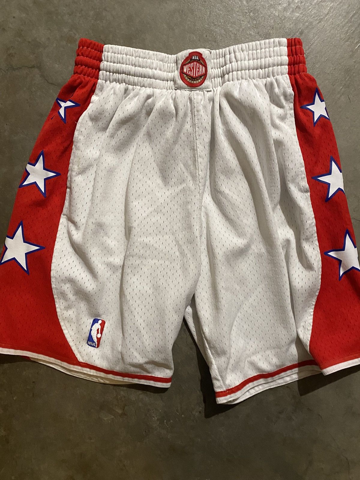 Mitchell & Ness Mitchell & Ness NBA Shorts Medium West Size US 32 / EU 48 - 1 Thumbnail