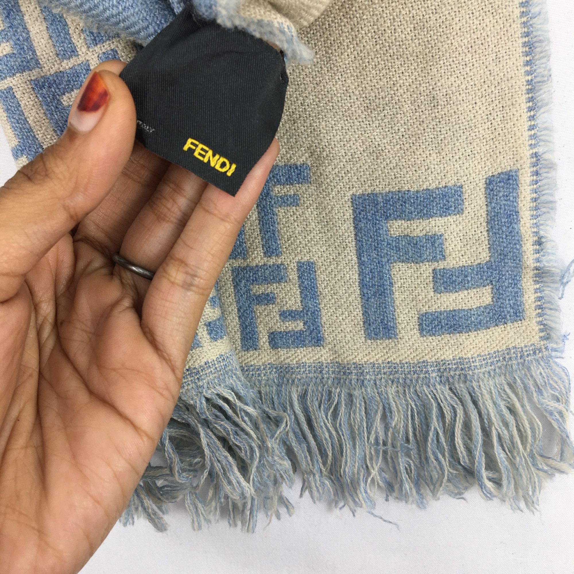 Fendi Vintage Fendi Scarf Muffler Wool Cashmere Scarves Size ONE SIZE - 3 Thumbnail