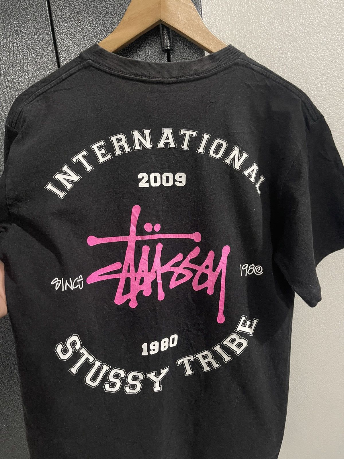 Stussy Stussy Tribe International Tshirt Size US M / EU 48-50 / 2 - 2 Thumbnail