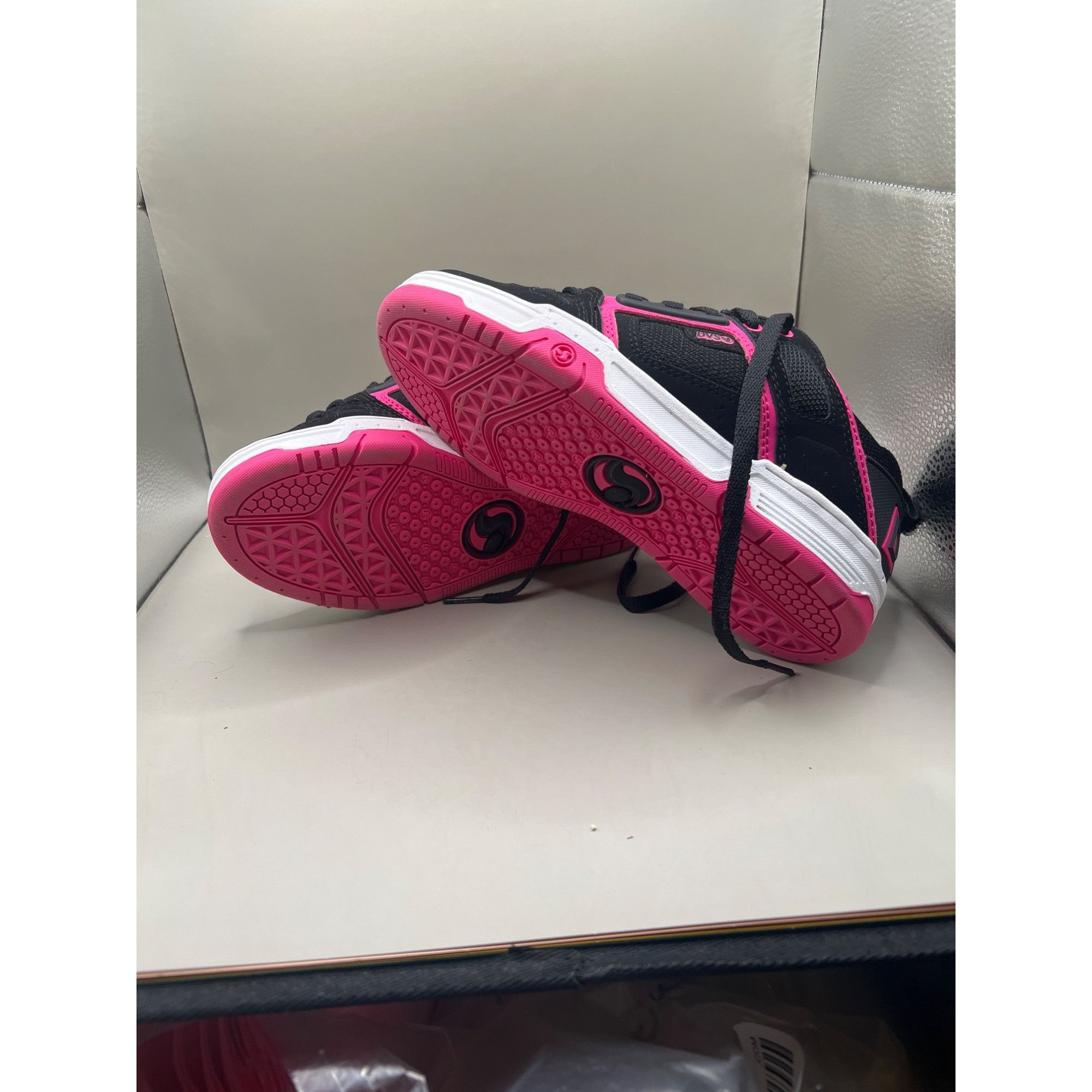 DVS DVS Womens Comanche WOS Black & Pink Skate Shoes Size 6 US / Size US 6 / IT 36 - 5 Thumbnail