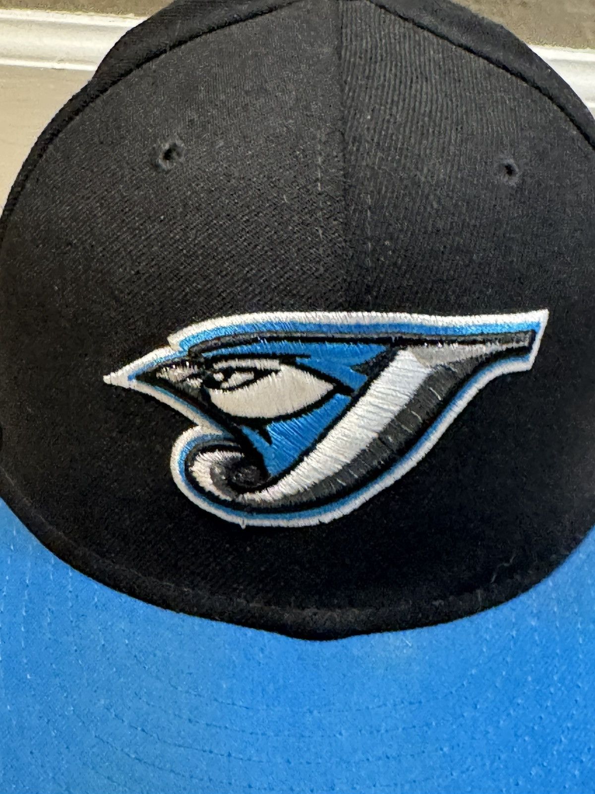 New Era Toronto Blue Jays Black Blue 2Tone Hat Used Snapback Size ONE SIZE - 2 Thumbnail