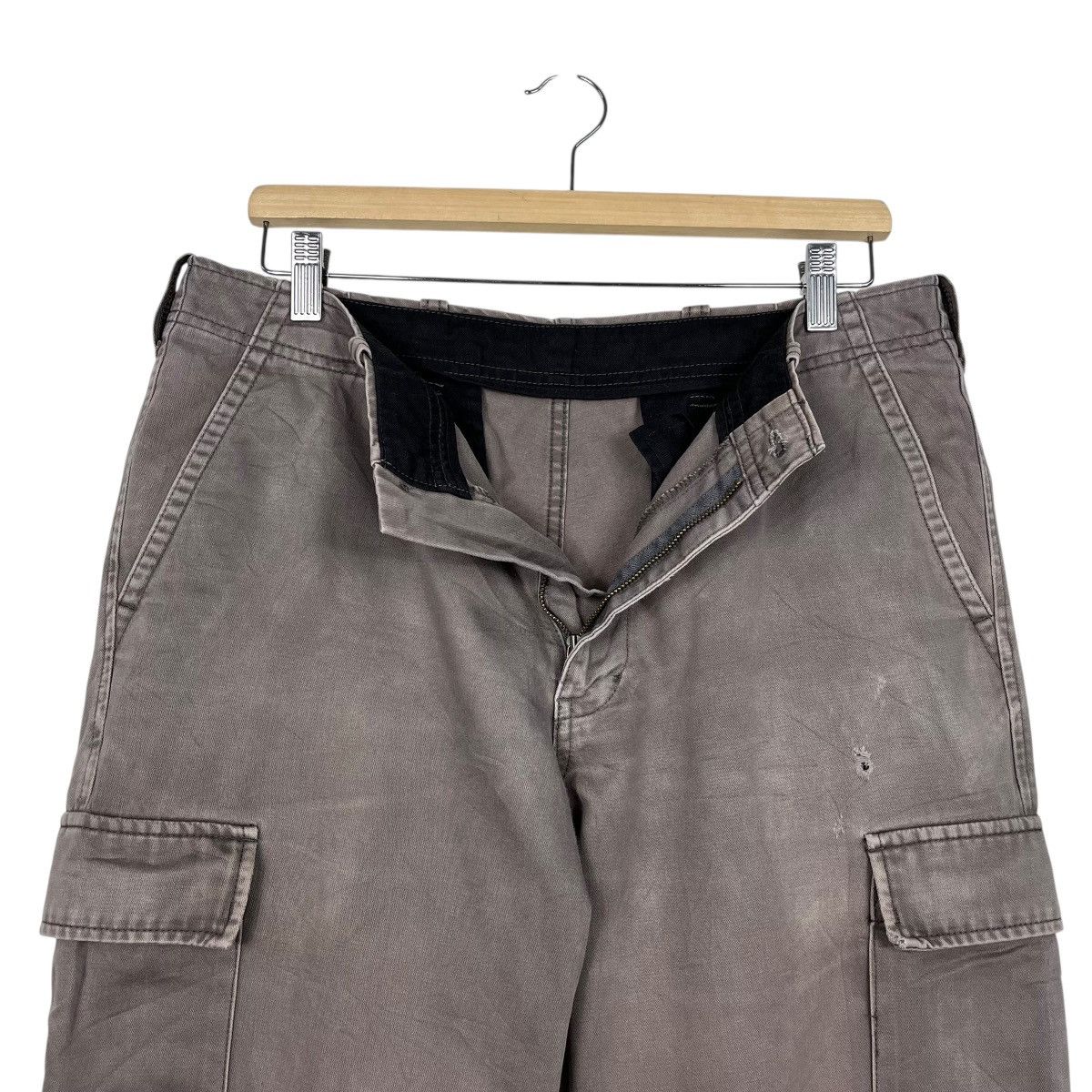 Japanese Brand Vintage Japanese Designer Tactical Cargo Pants Size US 33 - 13 Thumbnail