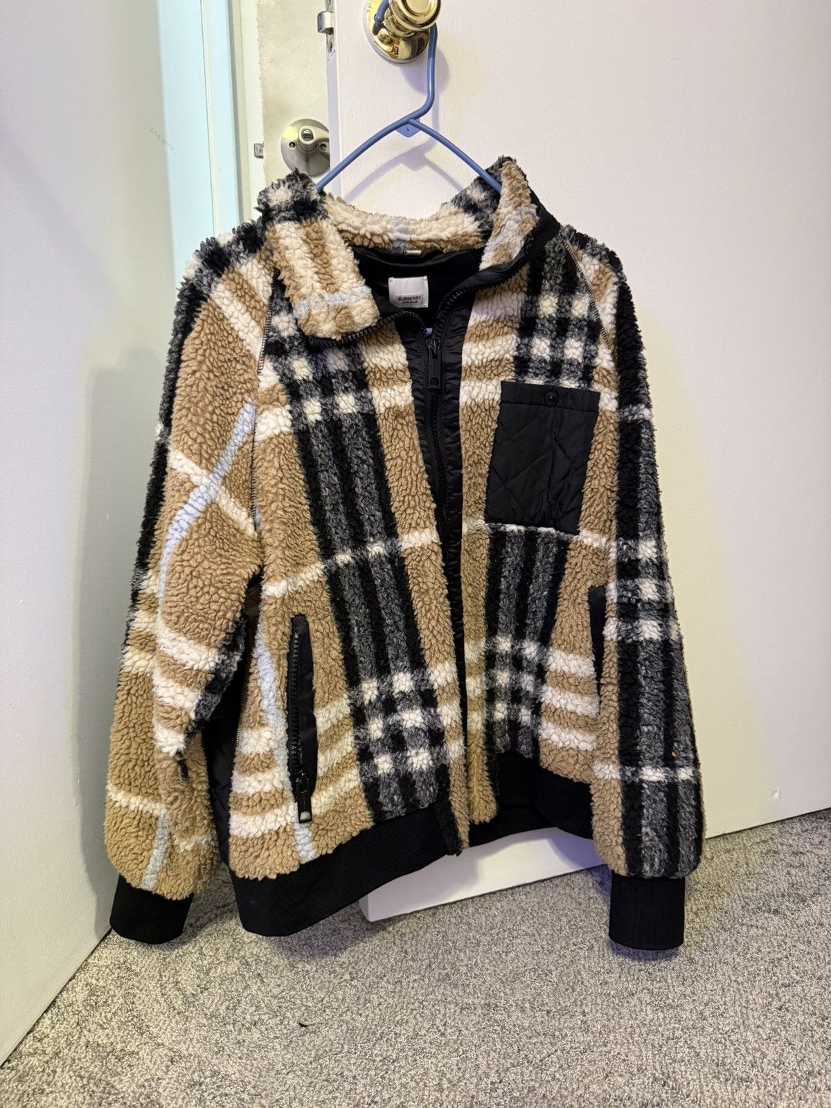 Burberry Burberry Jacket/Fleece Size US M / EU 48-50 / 2 - 1 Thumbnail
