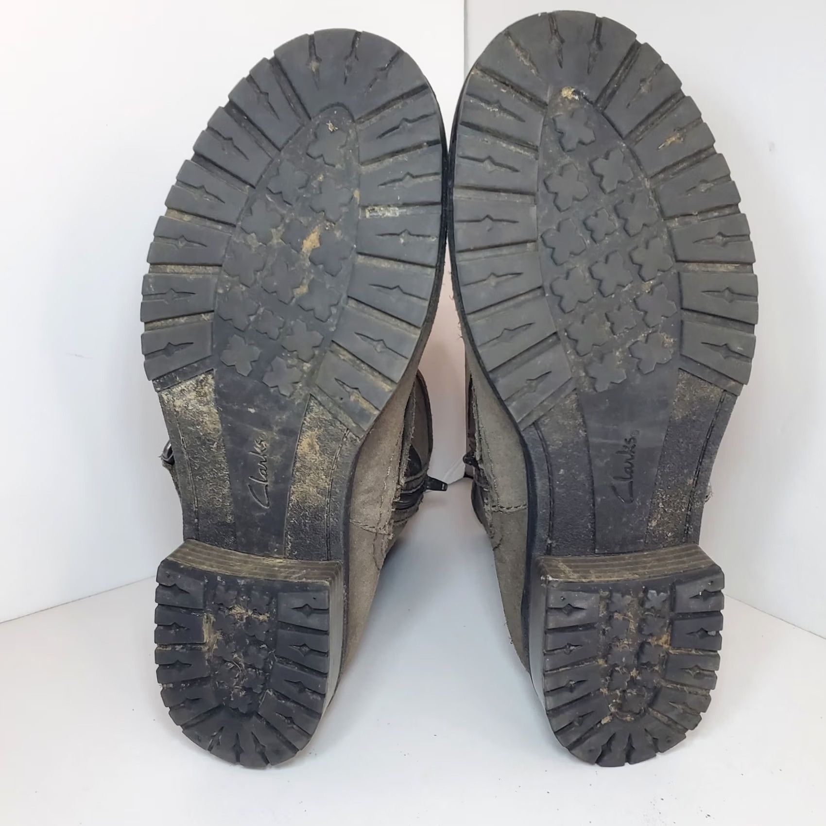 Clarks Clarks Rise Suede Gray Boot Womens Size 8.5 Buckle Ankle Biker Grunge Moto City Casual Size US 6 / IT 36 - 6 Thumbnail