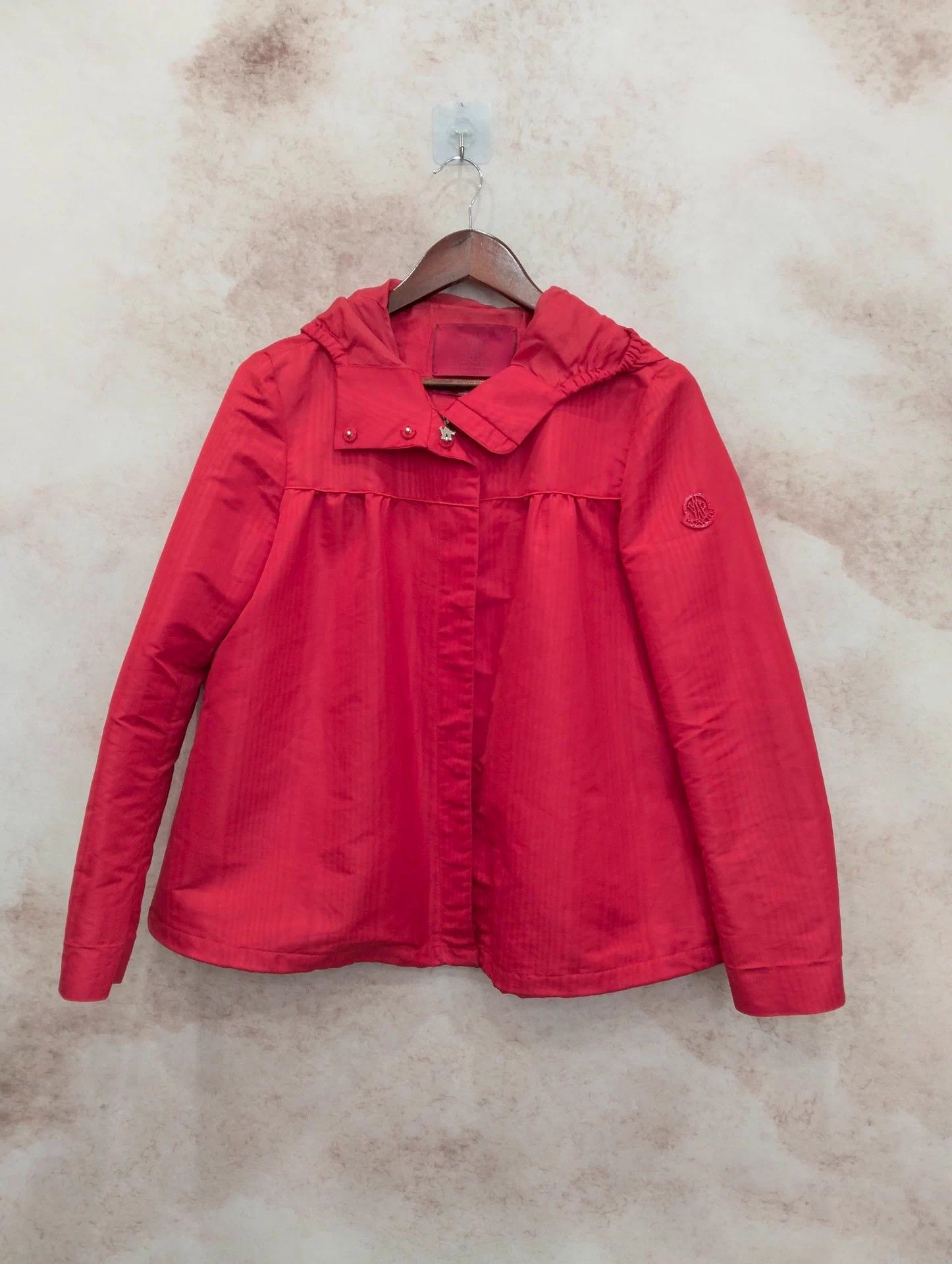 Moncler Moncler Red Trench Jacket Size 0 Size XS / US 0-2 / IT 36-38 - 1 Thumbnail