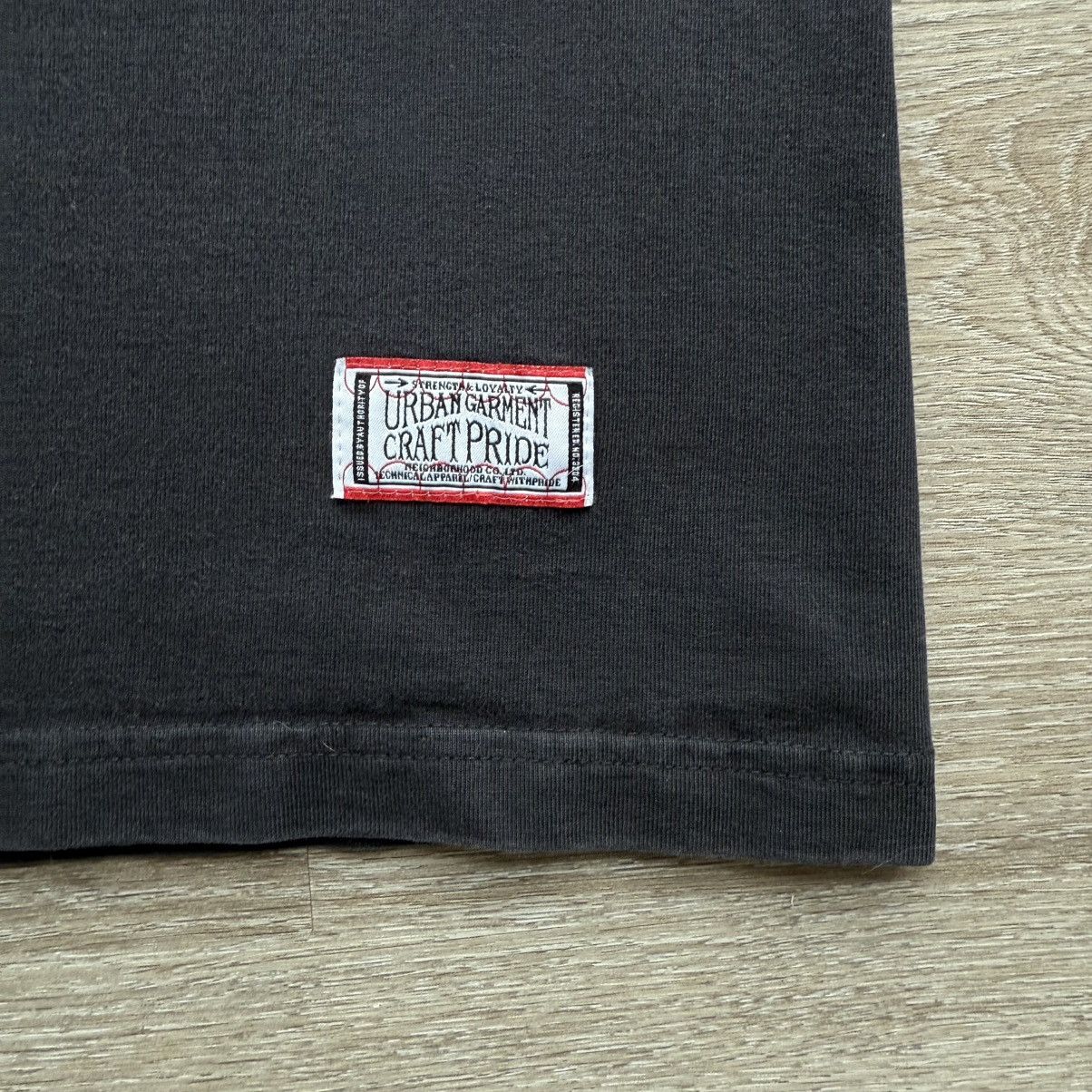 Neighborhood 00’s Kaws collab tee Size US L / EU 52-54 / 3 - 5 Thumbnail