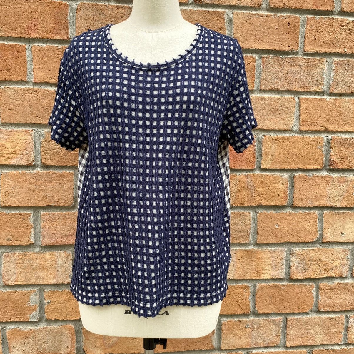 Zucca Zucca Navy Textured Grid Front Top with Sheer Back Panel Size M / US 6-8 / IT 42-44 - 1 Thumbnail
