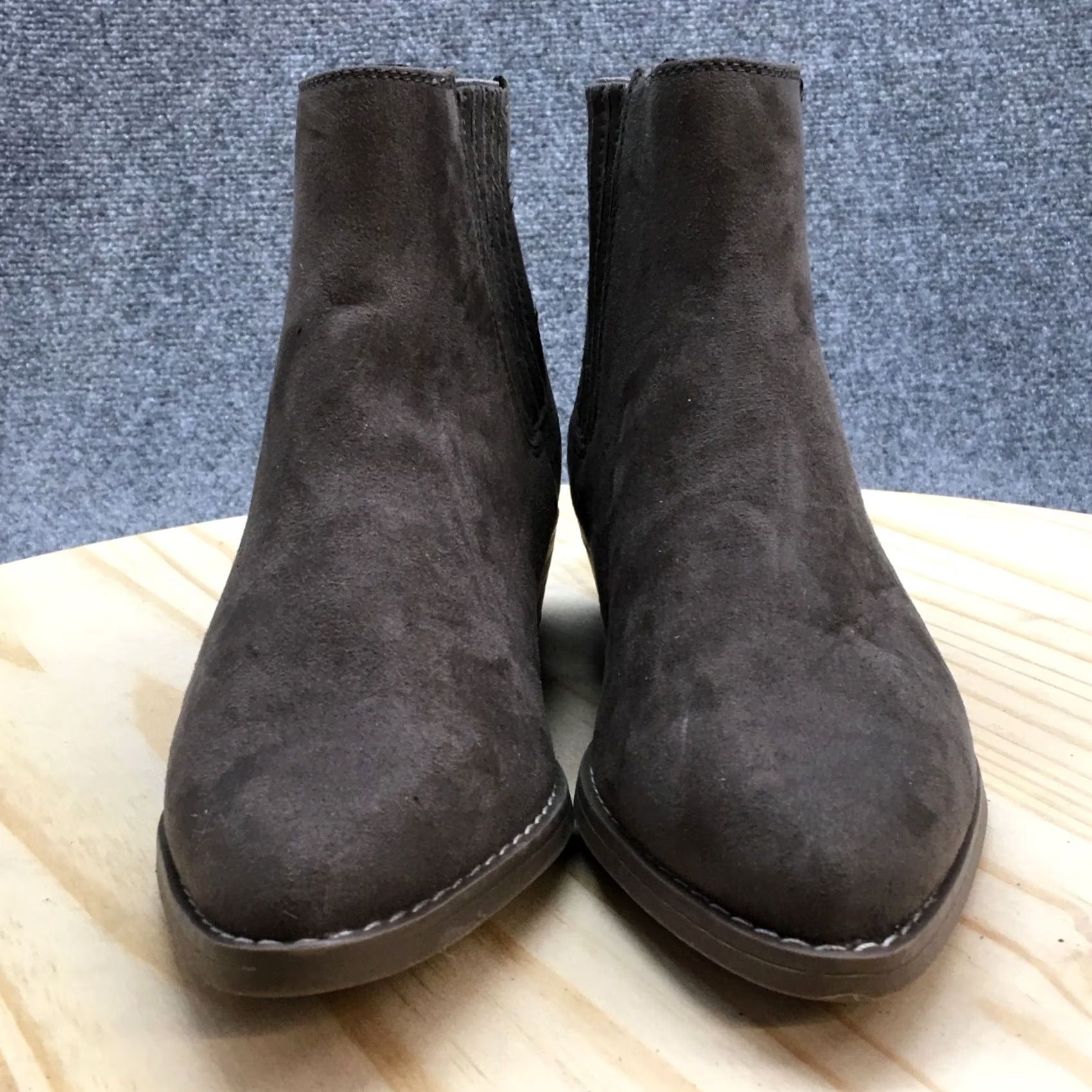 Vintage Universal Thread Boots Chelsea Brown Faux Suede Almond Toe Pull On NEW Womens 7 Shoes Size US 7 / IT 37 - 5 Thumbnail