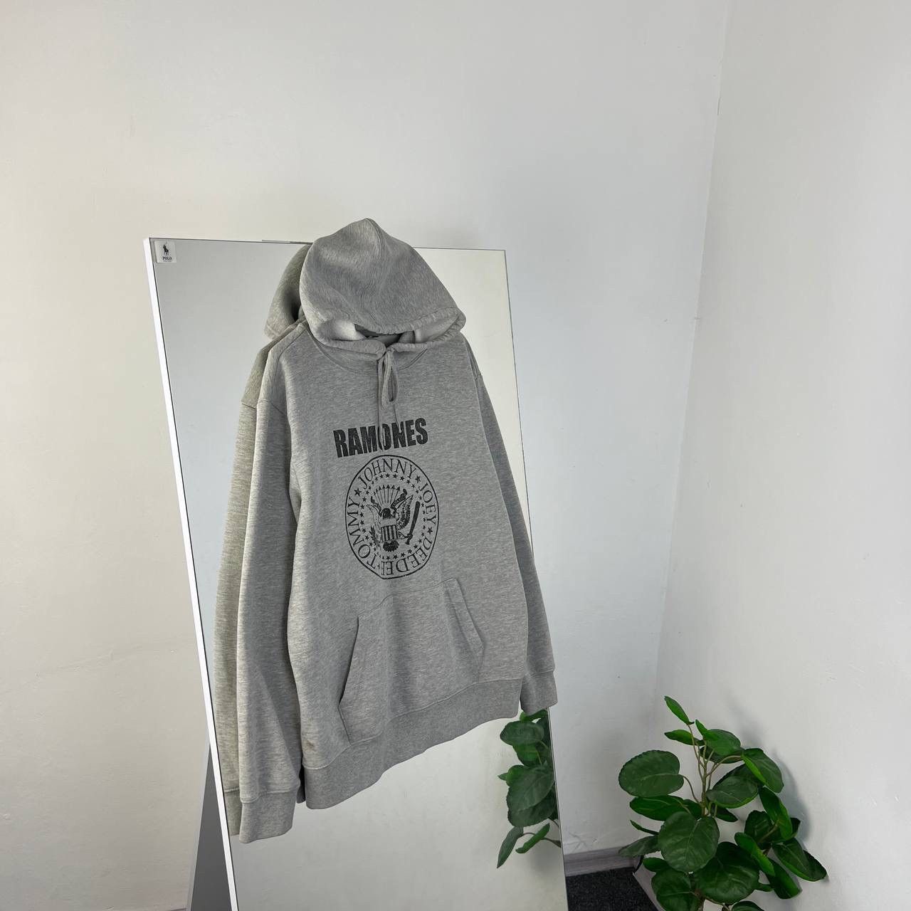 Band Tees Vintage Y2K Ramones Big Logo Rock Band Hoodie Size US M / EU 48-50 / 2 - 1 Thumbnail