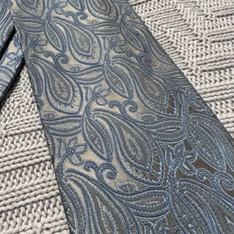 Michael Kors Michael Michael Kors silver monotone paisley silk tie Size ONE SIZE - 2 Thumbnail