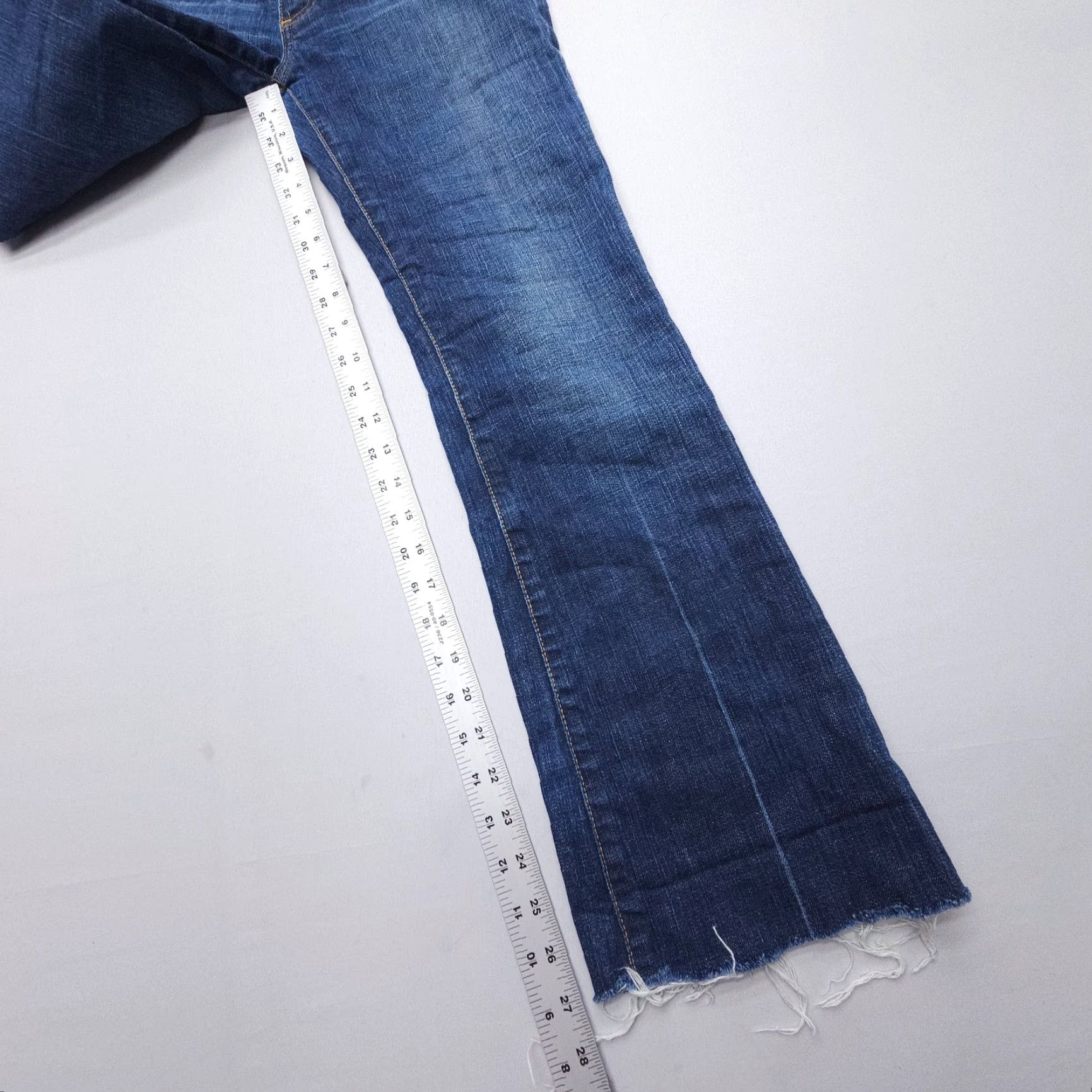 Vintage VINTAGE AG Adriano Goldschmied Jeans Flared Low Rise 27 Dark Wash Blue 27" Inseam Womens Boys? Size 27" / US 4 / IT 40 - 7 Thumbnail