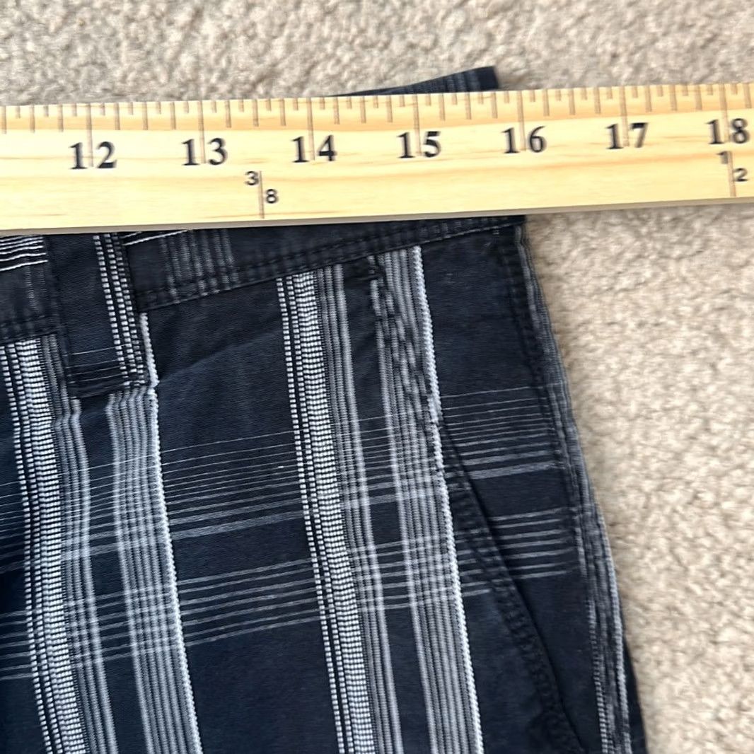 Tommy Bahama Tommy Bahama Paradise Nation Silk Blend Shorts Black Plaid 32 Men Exterior Color Multicolor Chino Casual Mens Size US 32 / EU 48 - 6 Thumbnail