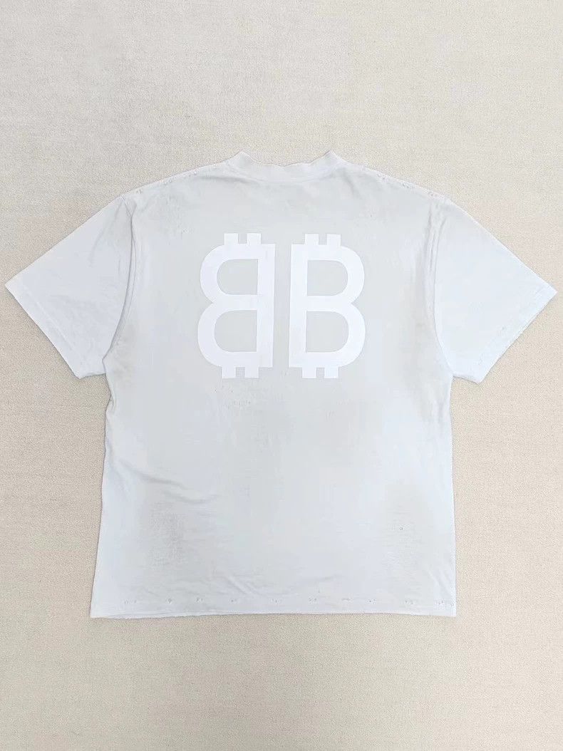 Balenciaga Balenciaga Mud-dyed bitcoins do old damage short sleeve T- Size US XS / EU 42 / 0 - 3 Thumbnail
