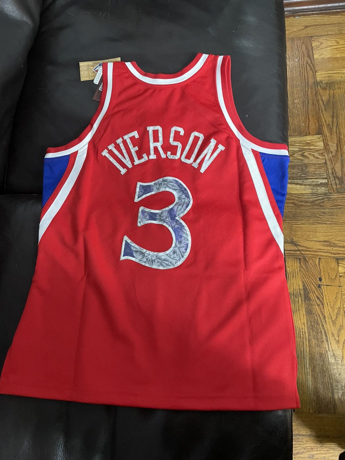 Mitchell & Ness 96-97 Allen Iverson 75th Anniversary Diamond Jersey Size US L / EU 52-54 / 3 - 3 Thumbnail