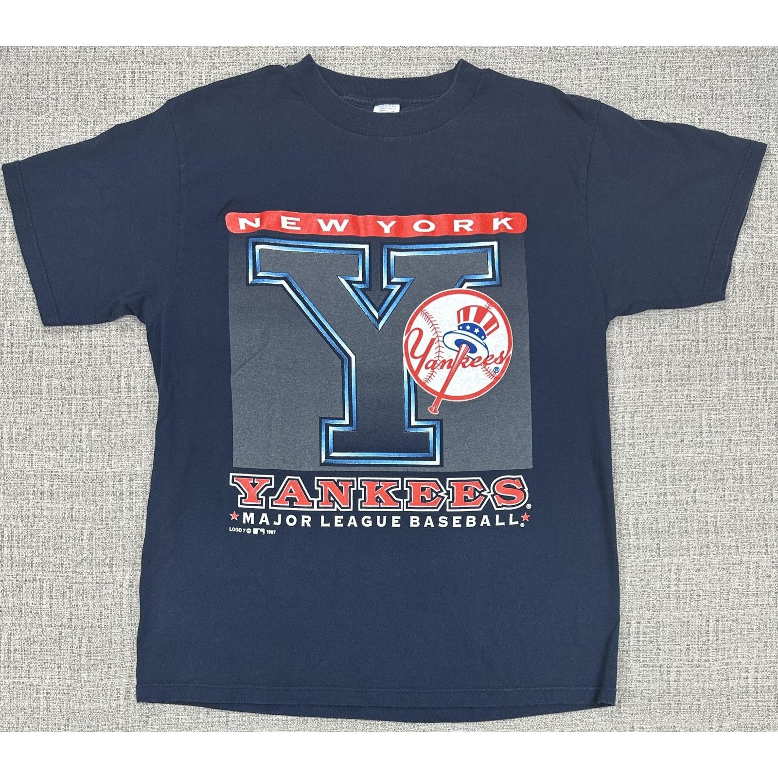 Logo 7 New York Yankees Shirt Blue MLB Baseball Logo 7 Tee 90s Sz L Size US L / EU 52-54 / 3 - 1 Thumbnail