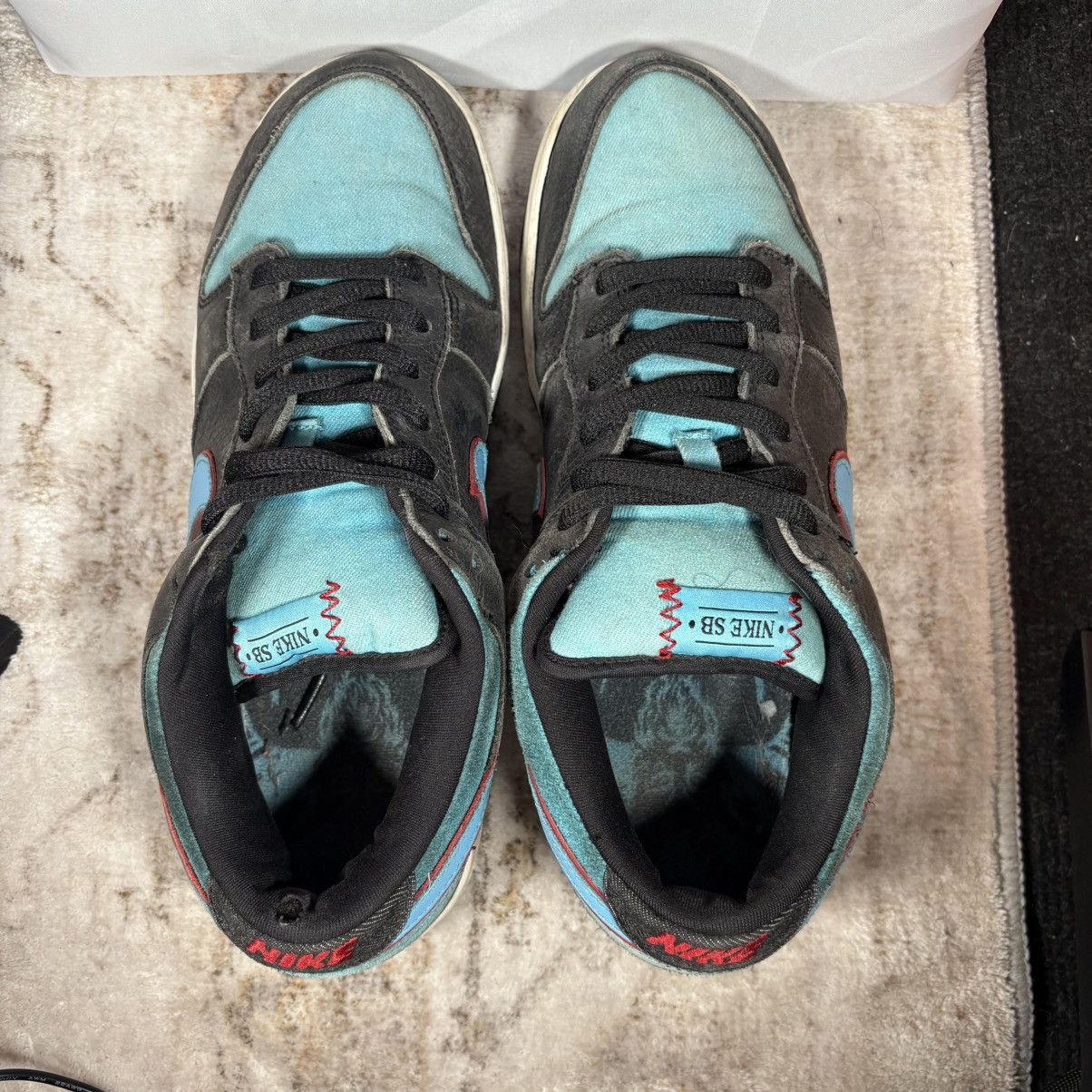 Nike Size 10.5 - Nike Dunk Premium SB Low Angels & Demons Size US 10.5 / EU 43-44 - 6 Thumbnail