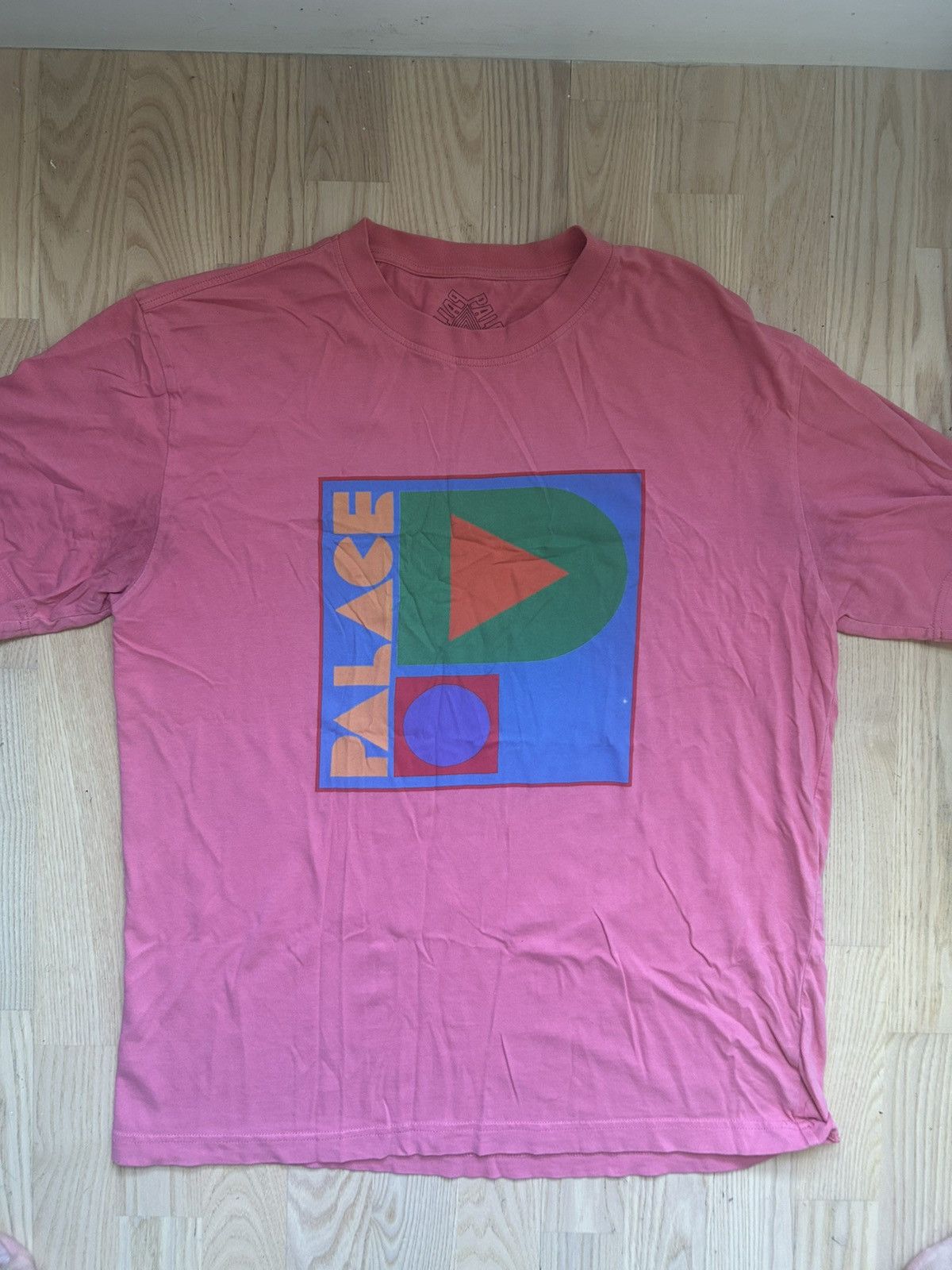 Palace Palace Pink T-shirt (L) Size US L / EU 52-54 / 3 - 1 Thumbnail