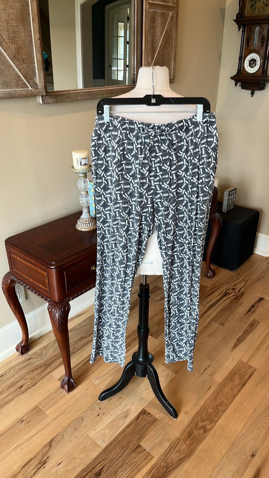 Croft & Barrow Cotton Pajama Pants Football Drawstring Size US 34 / EU 50 - 1 Thumbnail