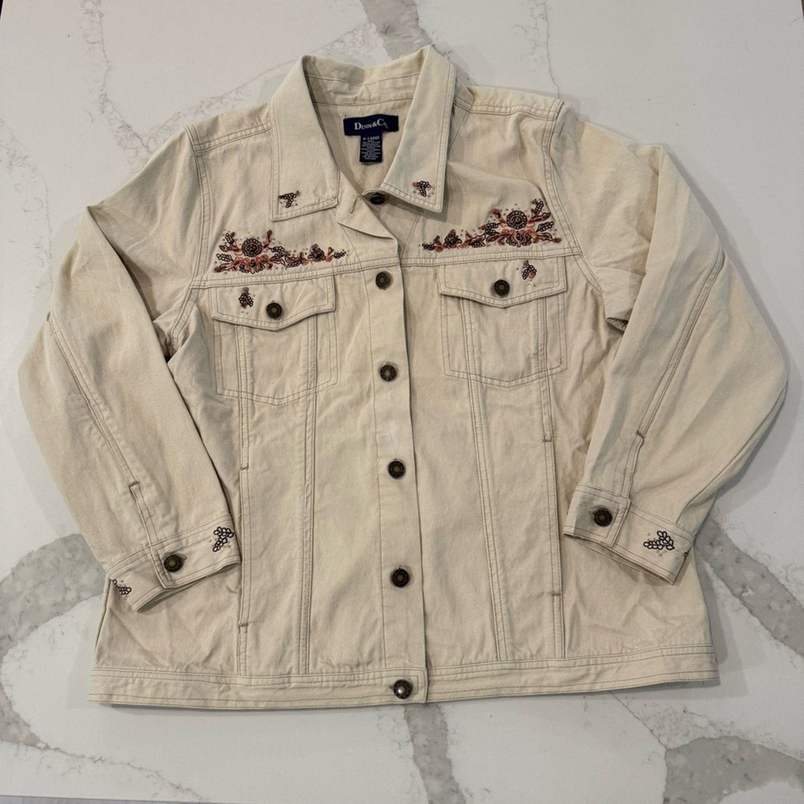 Denim & Co. Denim & Co Embroidered Beaded Denim Trucker Jacket Womens XL Size XL / US 12-14 / IT 48-50 - 1 Thumbnail