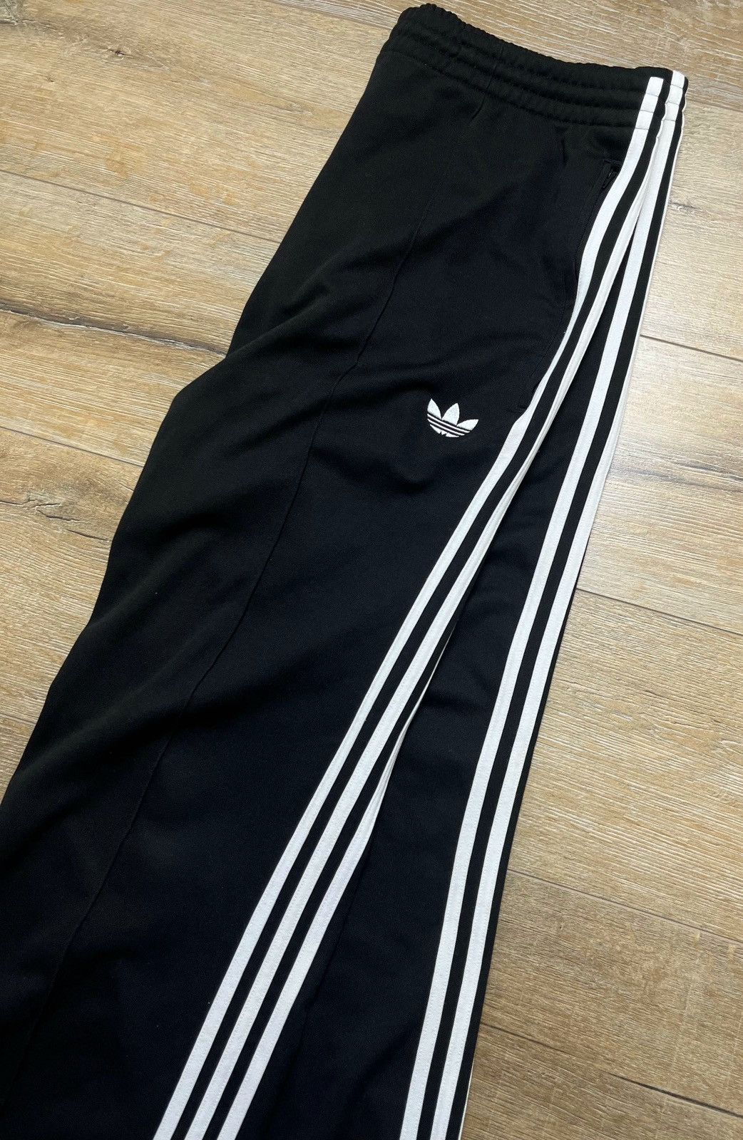 Adidas ADIDAS STYLE BAGGY TRACK PANTS HYPE SWEATPANTS Size US 36 / EU 52 - 2 Thumbnail