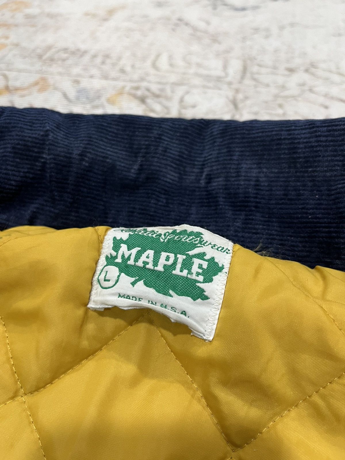 Vintage 80’s Maple Corduroy Jacket “Council Rock” Nickname Erin96 Size US L / EU 52-54 / 3 - 8 Thumbnail