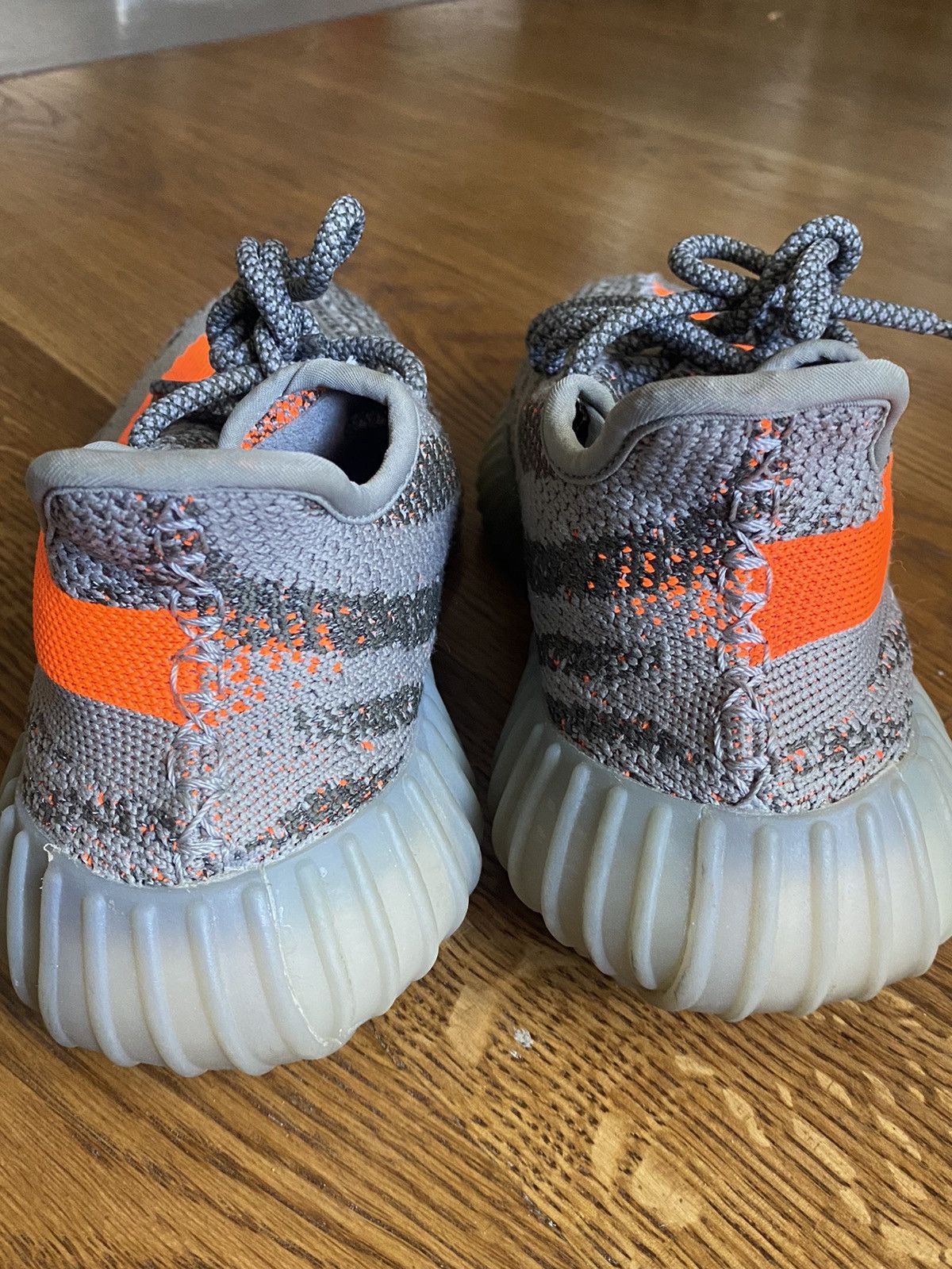Adidas × Kanye West adidas YEEZY BOOST 350v2 Beluga Size US 6 / EU 39 - 22 Thumbnail