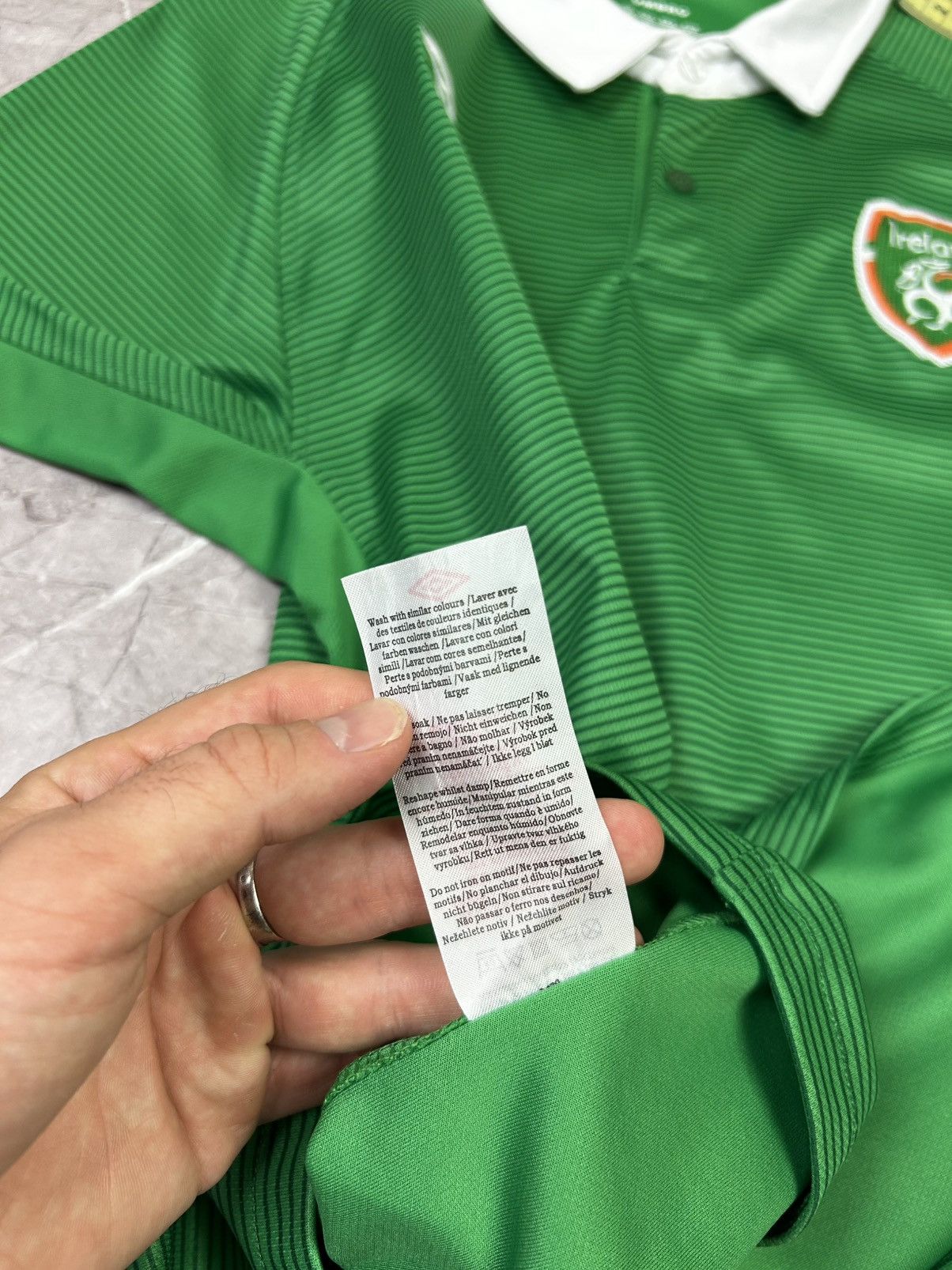 Umbro Umbro Ireland soccer jersey size XL Size US XL / EU 56 / 4 - 5 Thumbnail