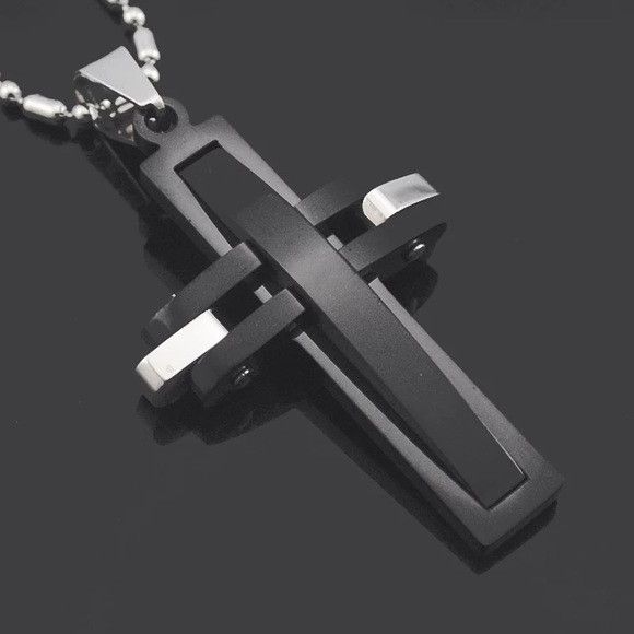 Other Unisex Stainless Steel Cross Pendant Necklace (Black) Size ONE SIZE - 3 Thumbnail