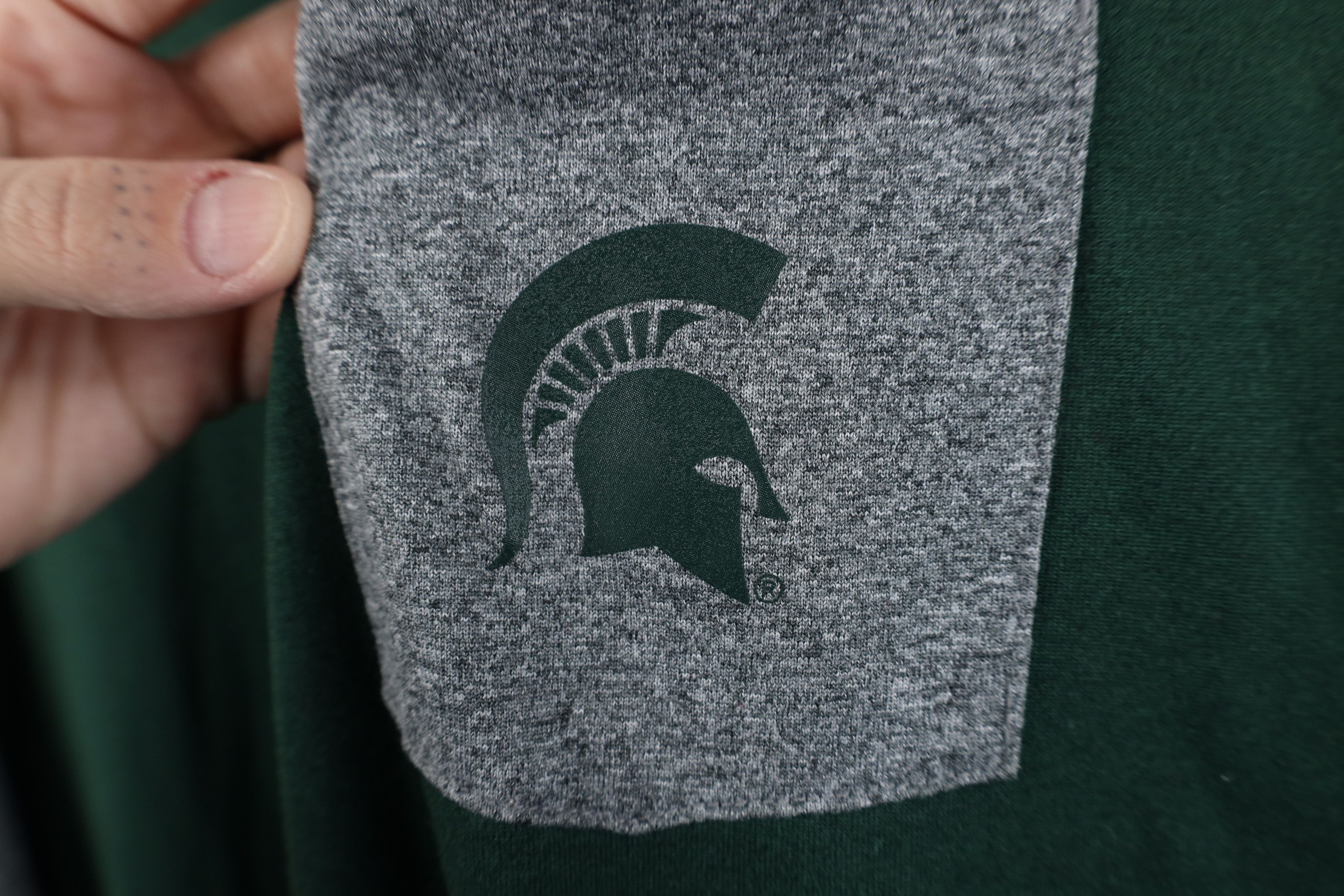 Nike Nike University 3/4 Sleeve Raglan Henley T-Shirt Green Size US XL / EU 56 / 4 - 5 Thumbnail