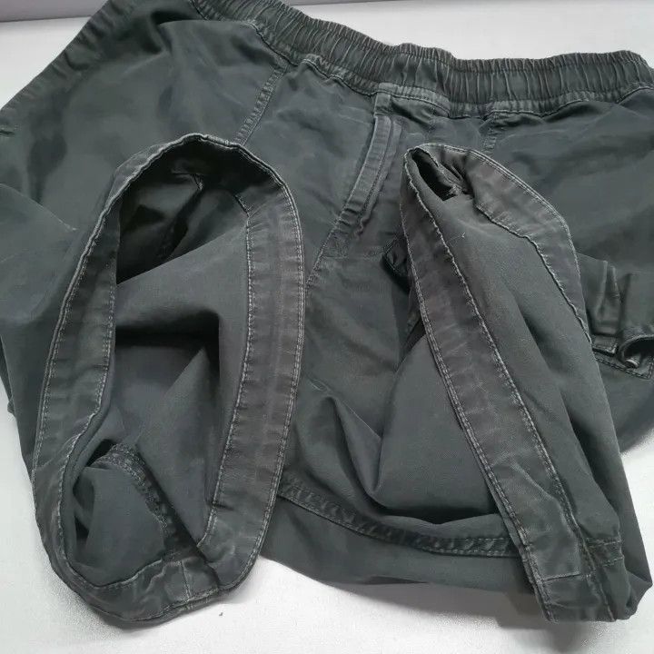 Stone Island Stone Island Black Cargo Pocket Shorts -2506 Size US 30 / EU 46 - 7 Thumbnail