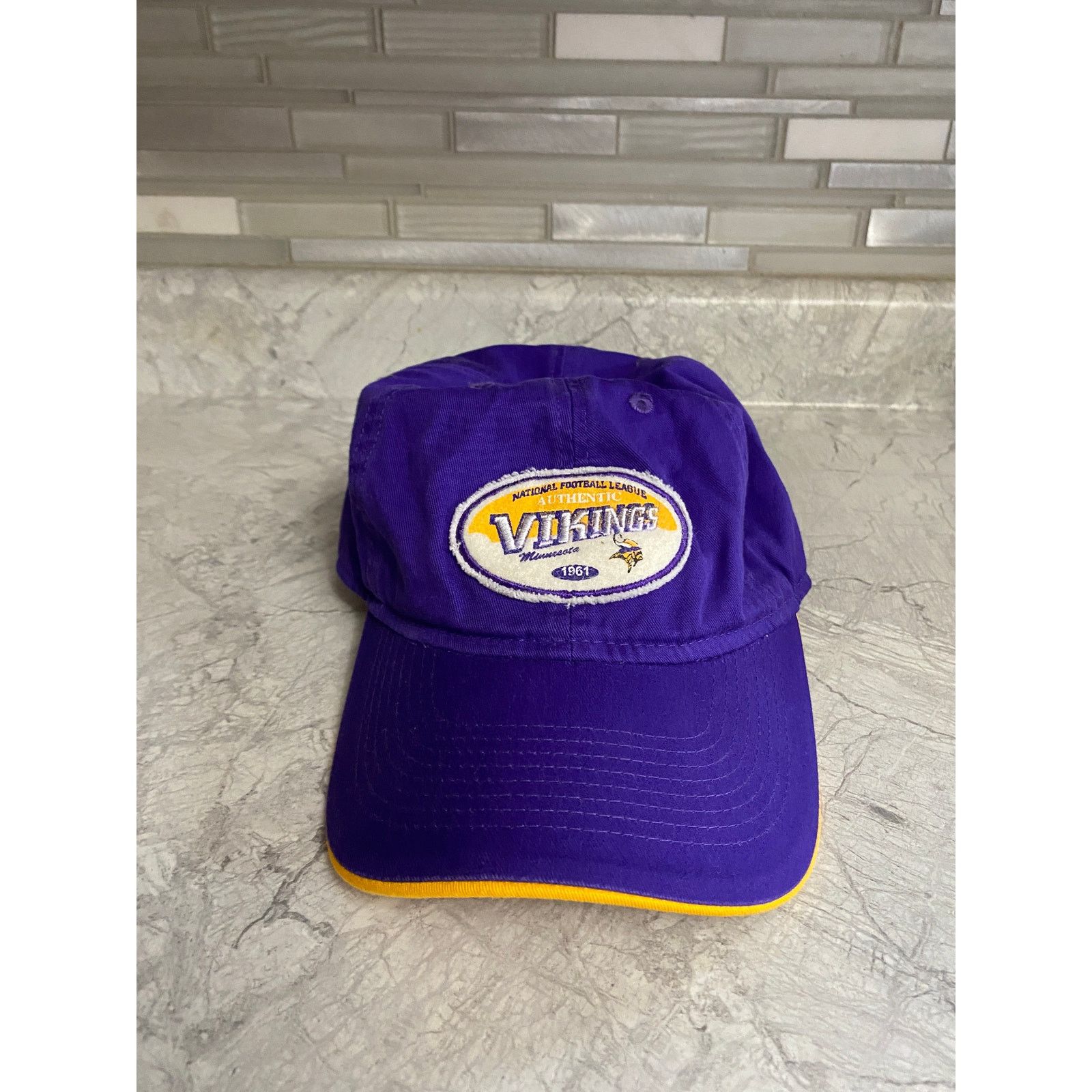 Reebok Minnesota Vikings Strapback Adjustable Baseball Hat Size ONE SIZE - 2 Thumbnail