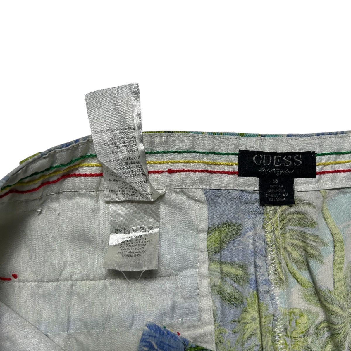 Guess Vintage Guess Monogram Hawaii Shorts Pants Size US 35 - 7 Thumbnail