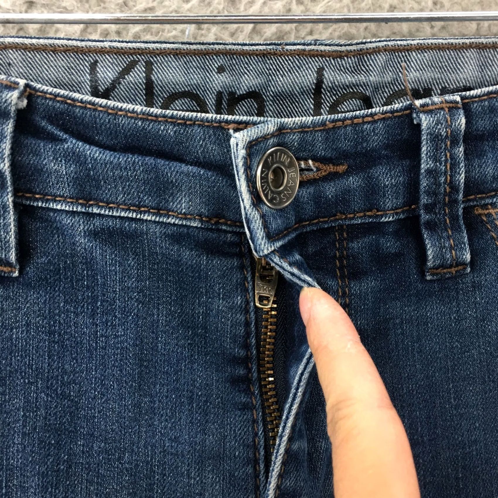 Calvin Klein Calvin Klein Bootcut Jeans Womens 30/10 Blue Denim Mid Rise Zip Jeans Mens? Size 30" / US 8 / IT 44 - 4 Thumbnail