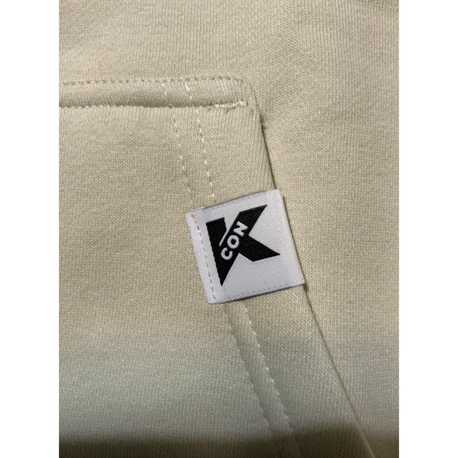 Vintage KCON Los Angeles 2024 K Pop Artist Festival Merch Lineup Pullover Hoodie Sz. XL Men Beige Size US XL / EU 56 / 4 - 7 Thumbnail