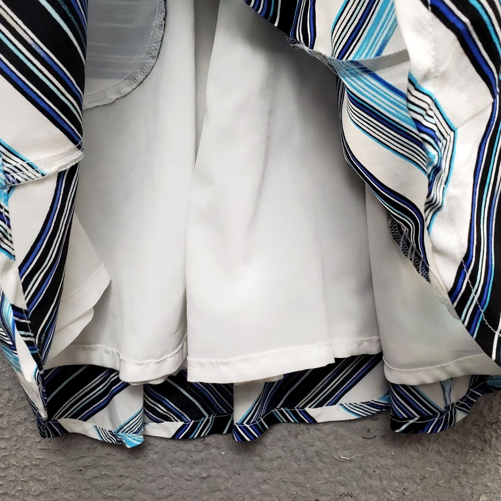 White House Black Market White House Black Market Mini Dress Womens 00 Multi Chevron Print Spaghetti Strap Sleeveless Square Neck Short Dress Size XXS / US 00 / IT 34 - 5 Thumbnail
