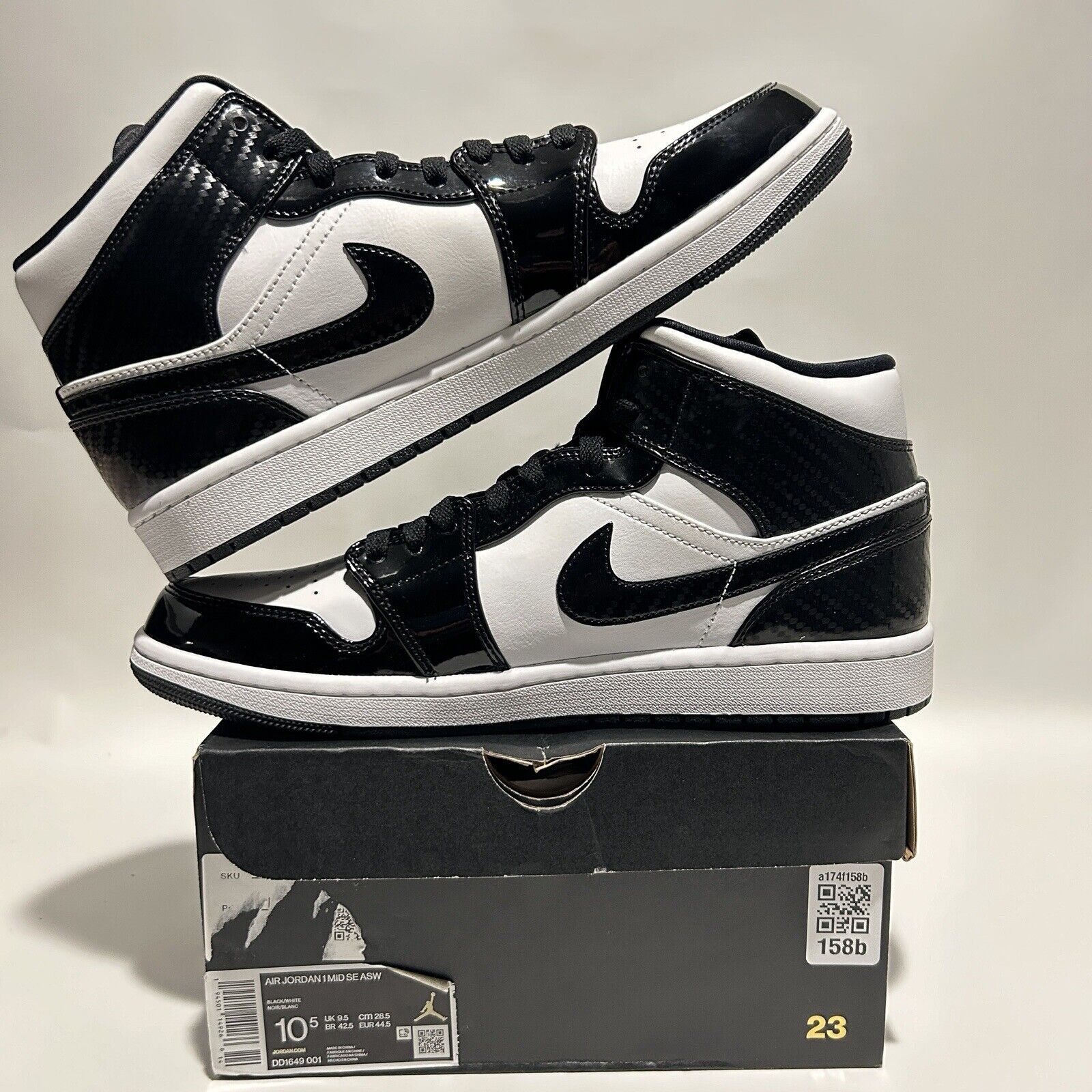 Nike Nike Air Jordan 1 Retro Mid SE “All-Star/Carbon Fiber” 2024 Size US 10.5 / EU 43-44 - 3 Thumbnail