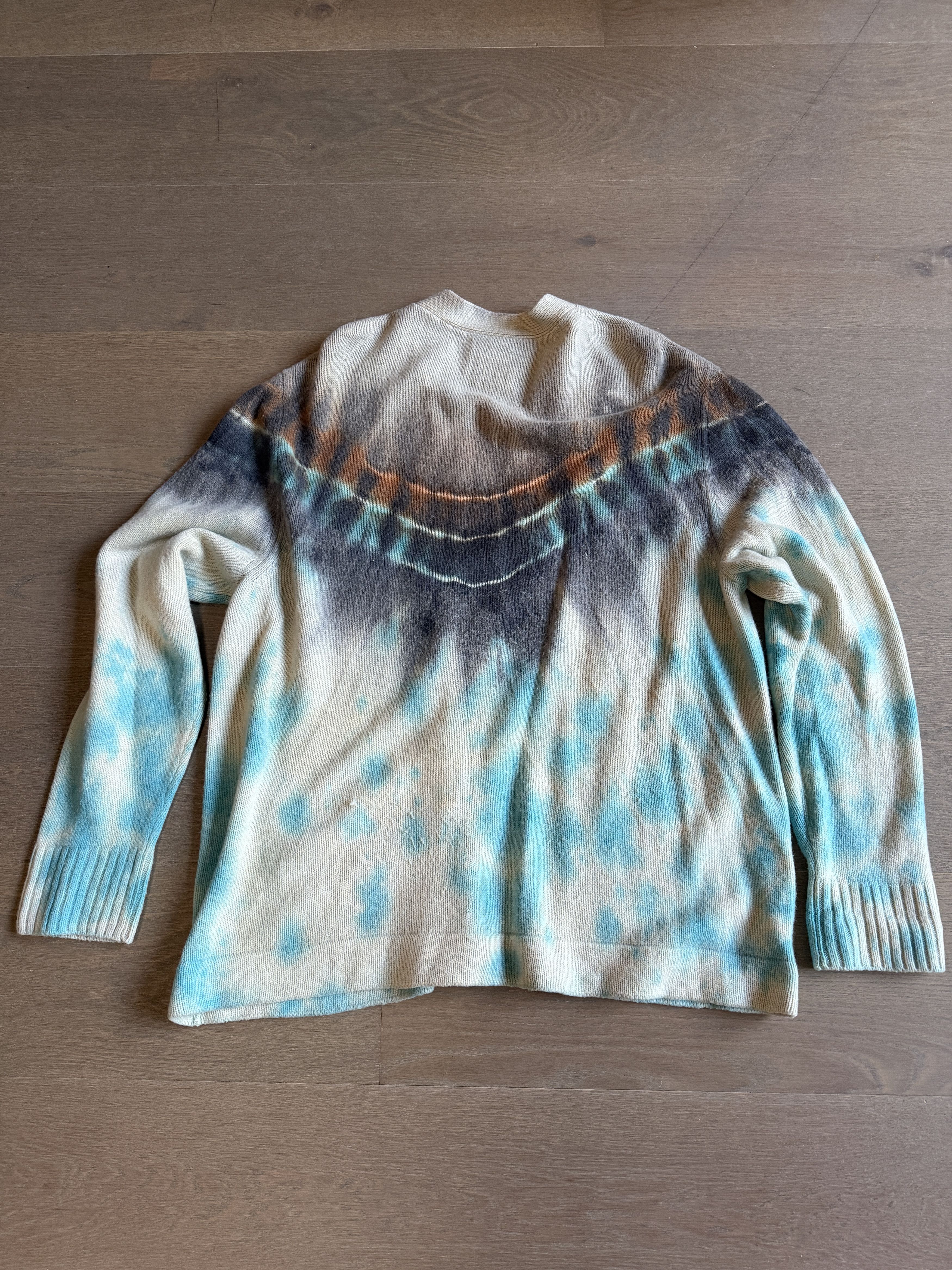 Amiri Amiri Blue Cashmere Tie-Dye Cardigan XL Size US XL / EU 56 / 4 - 4 Thumbnail